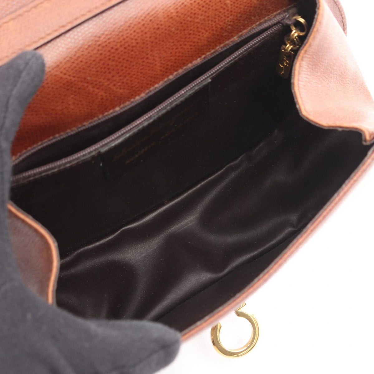 Salvatore Ferragamo Brown Leather Shoulder Bag (Pre-Owned)
