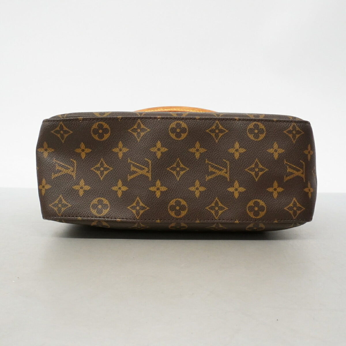 Louis Vuitton Brown Shoulder Bag (Pre-Owned)
