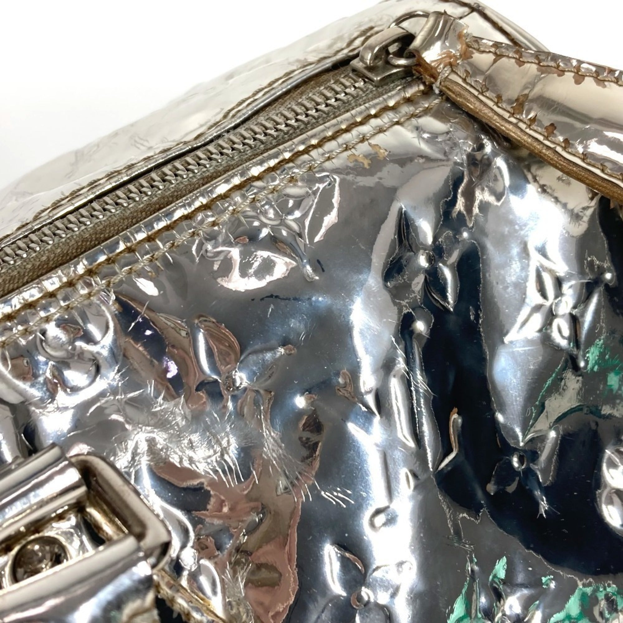 Louis Vuitton Argent Leather Boston Bag Handbag (Pre-Owned)