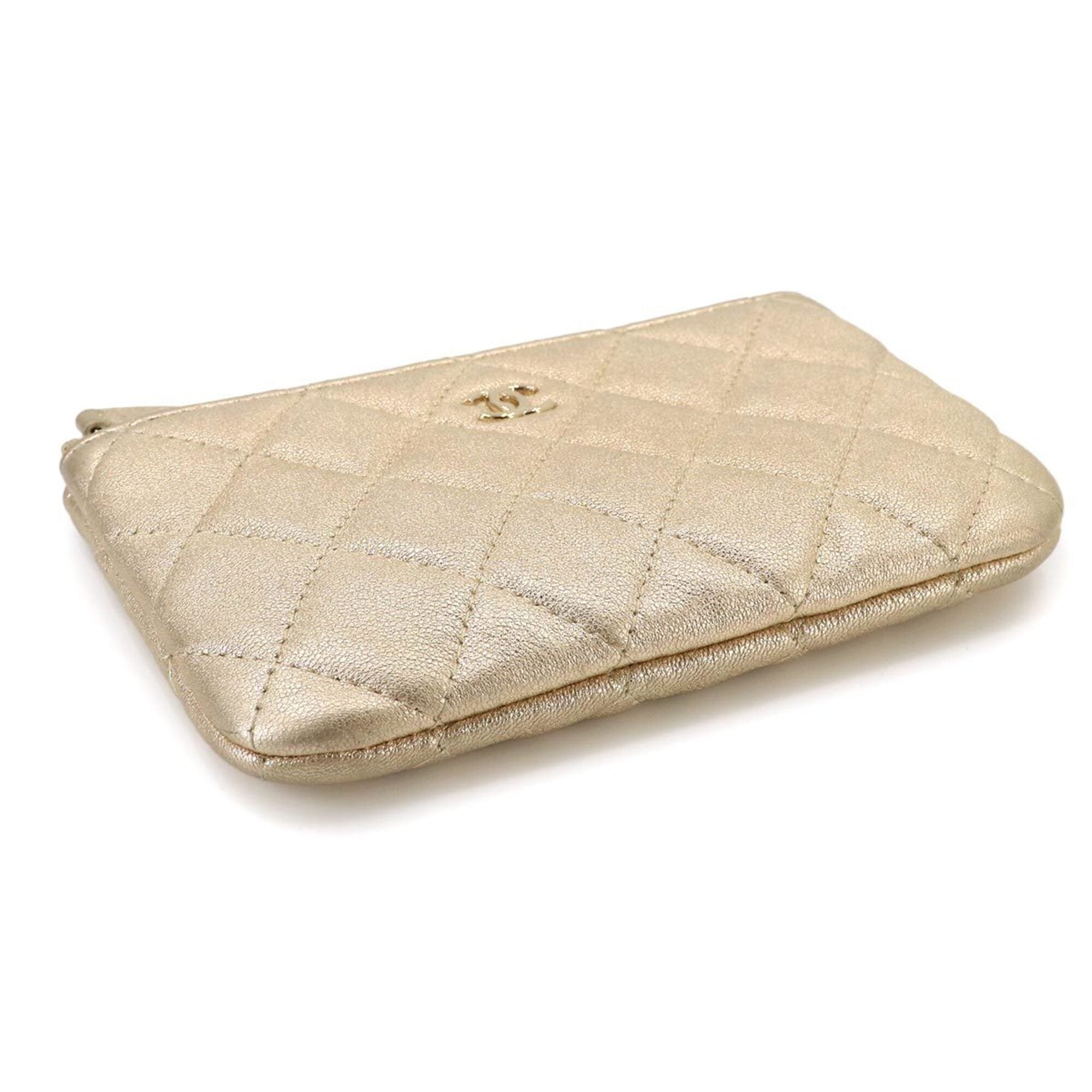 Chanel Matelasse Gold Leather Handbag Pouch (Pre-Owned)