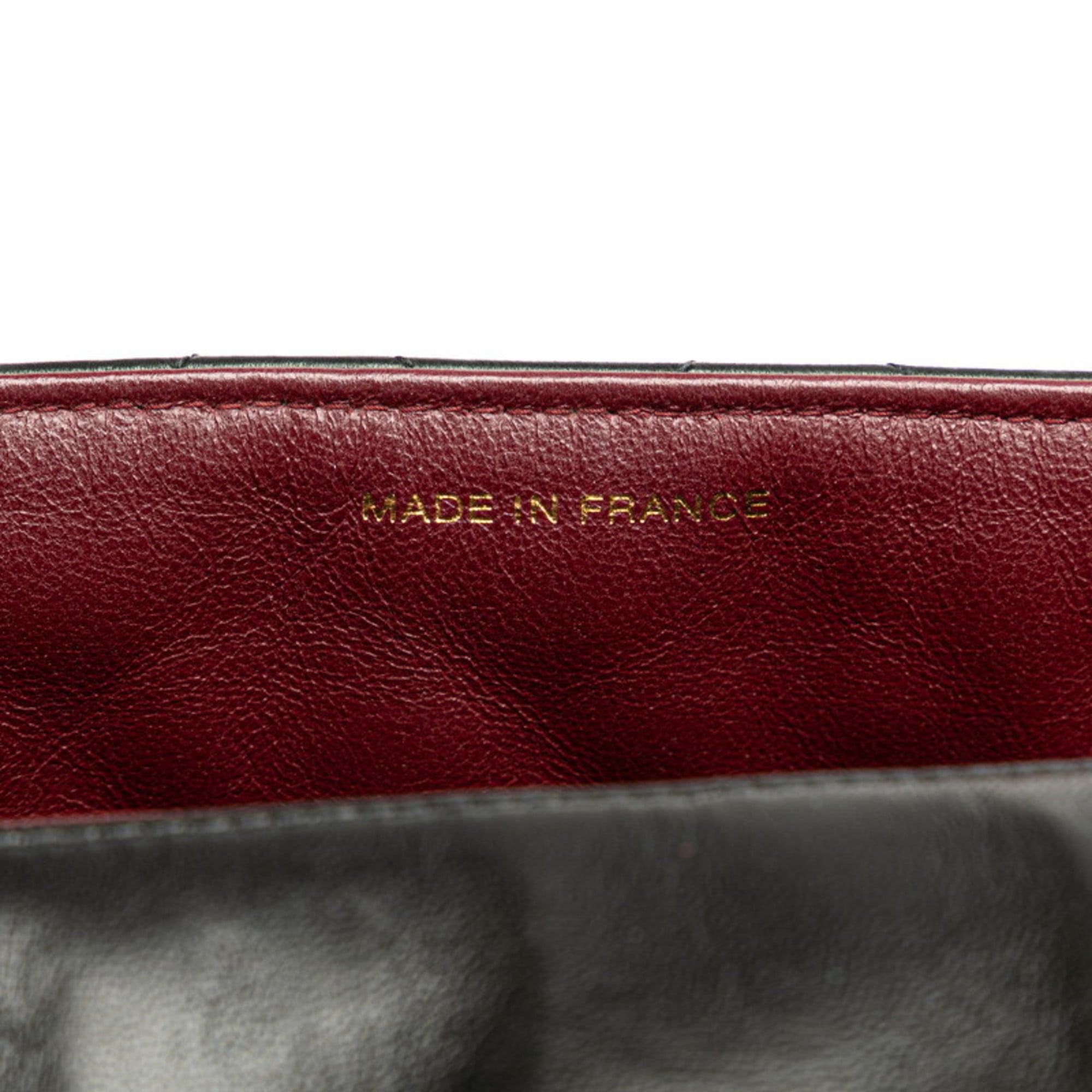Chanel Black Leather Shoulder Bag (Pre-Owned)