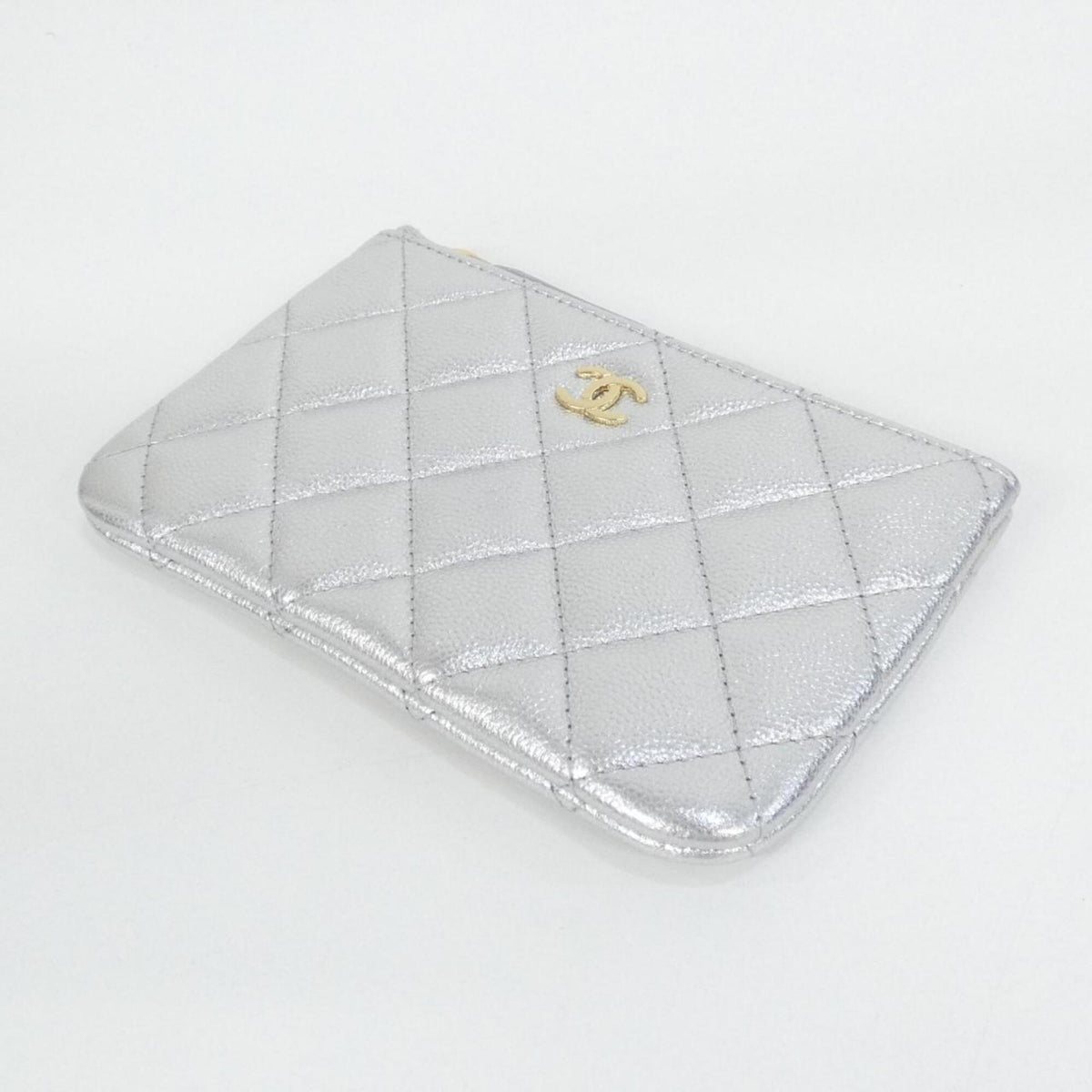 Chanel Silver Grained Calfskin Pouch (Pre-Owned)