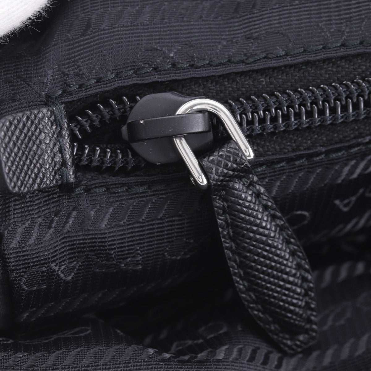 Prada Black Nero Nylon Pouch (Pre-Owned)