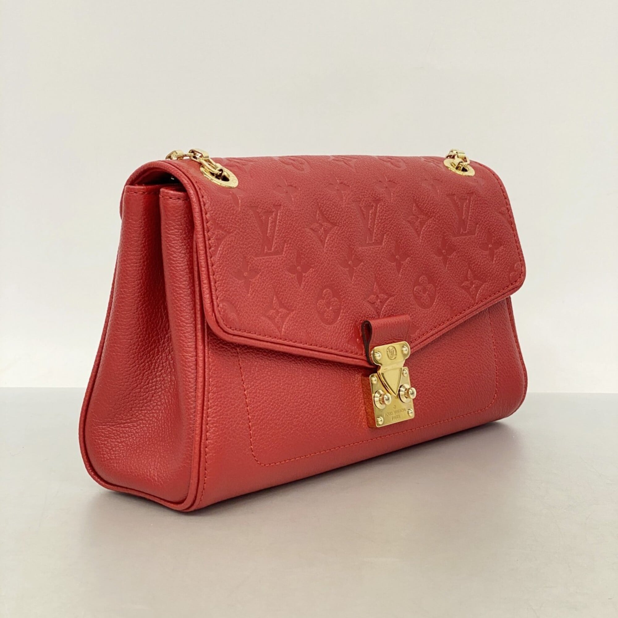 Louis Vuitton Cerise Shoulder Bag (Pre-Owned)