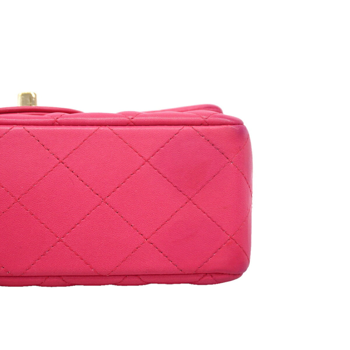 Chanel Pink Leather Shoulder Bag (Pre-Owned)