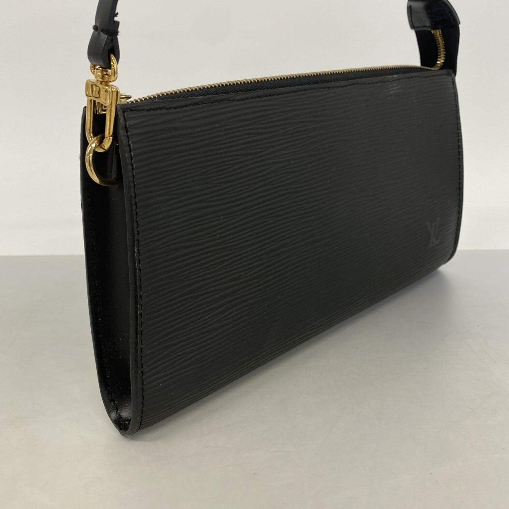 Louis Vuitton Noir Pouch (Pre-Owned)