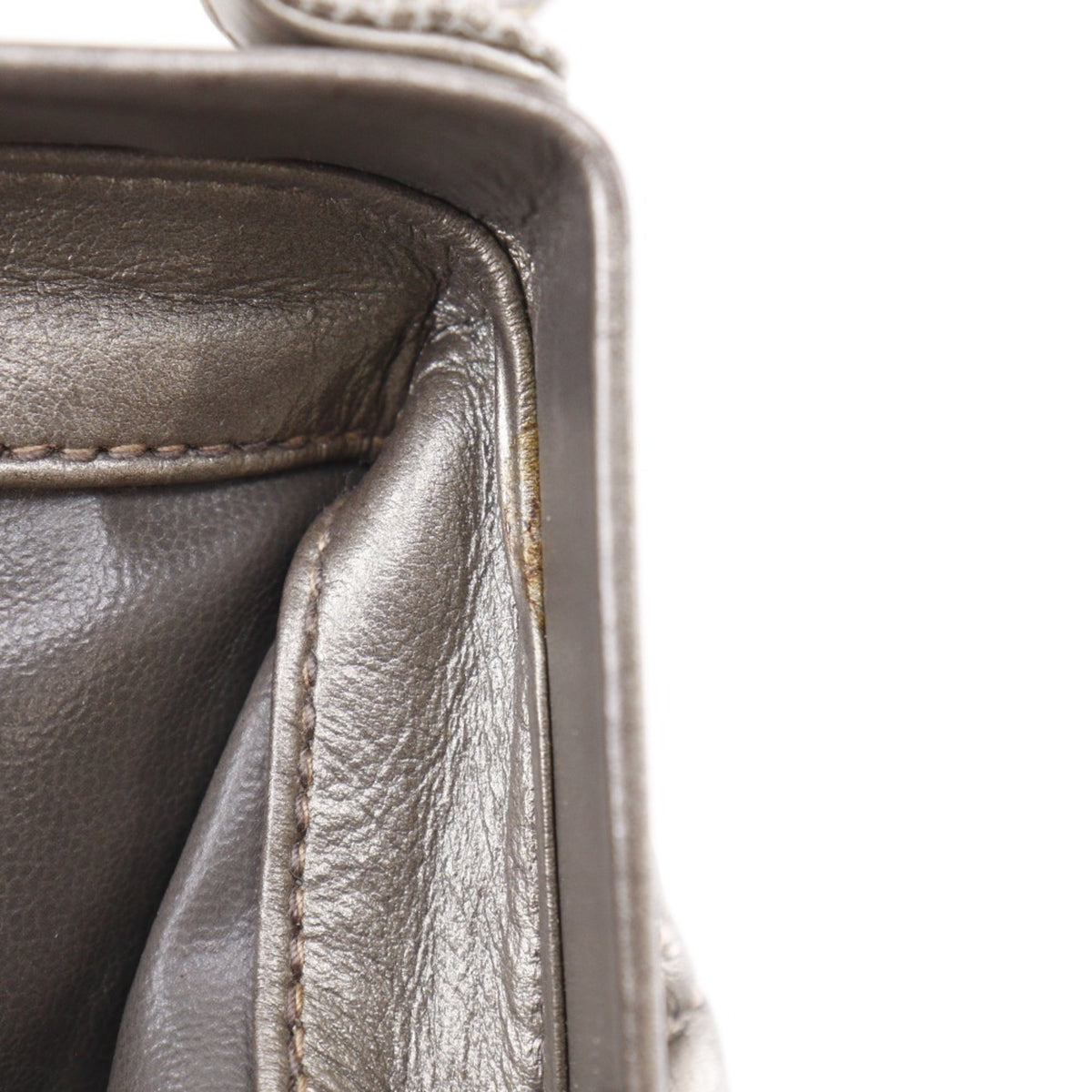 Bally Bronze Leather Handbag (Pre-Owned)