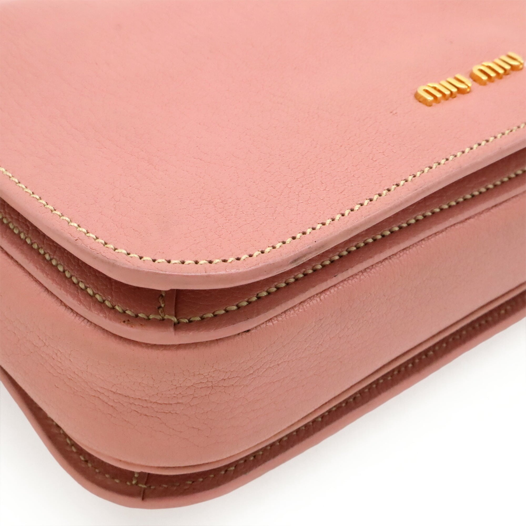 Miu Miu Pink Leather Pochette Shoulder Bag (Pre-Owned)