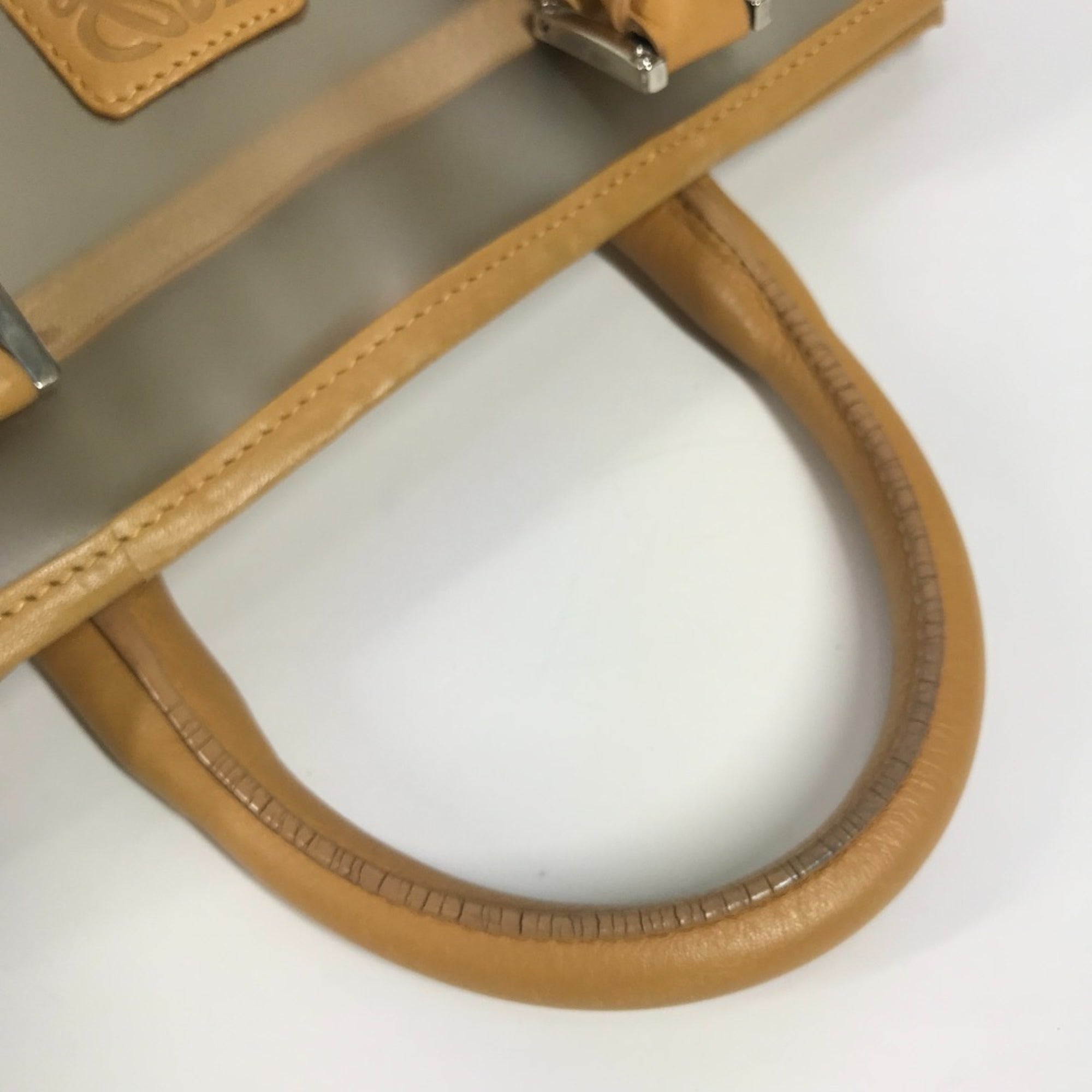 Loewe Amazona Beige Vinyl Leather Boston Bag Handbag (Pre-Owned)