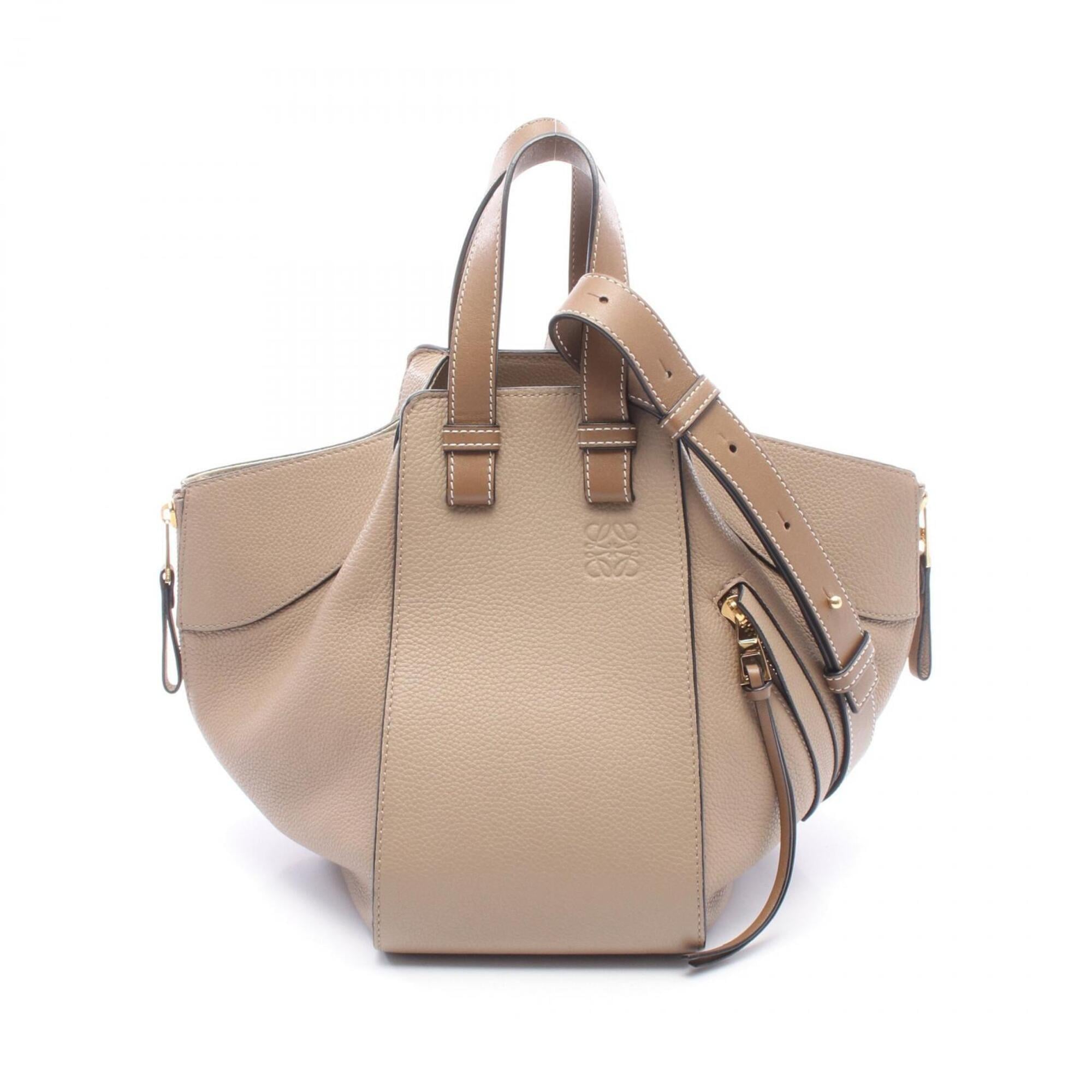 Loewe Beige Leather Handbag (Pre-Owned)