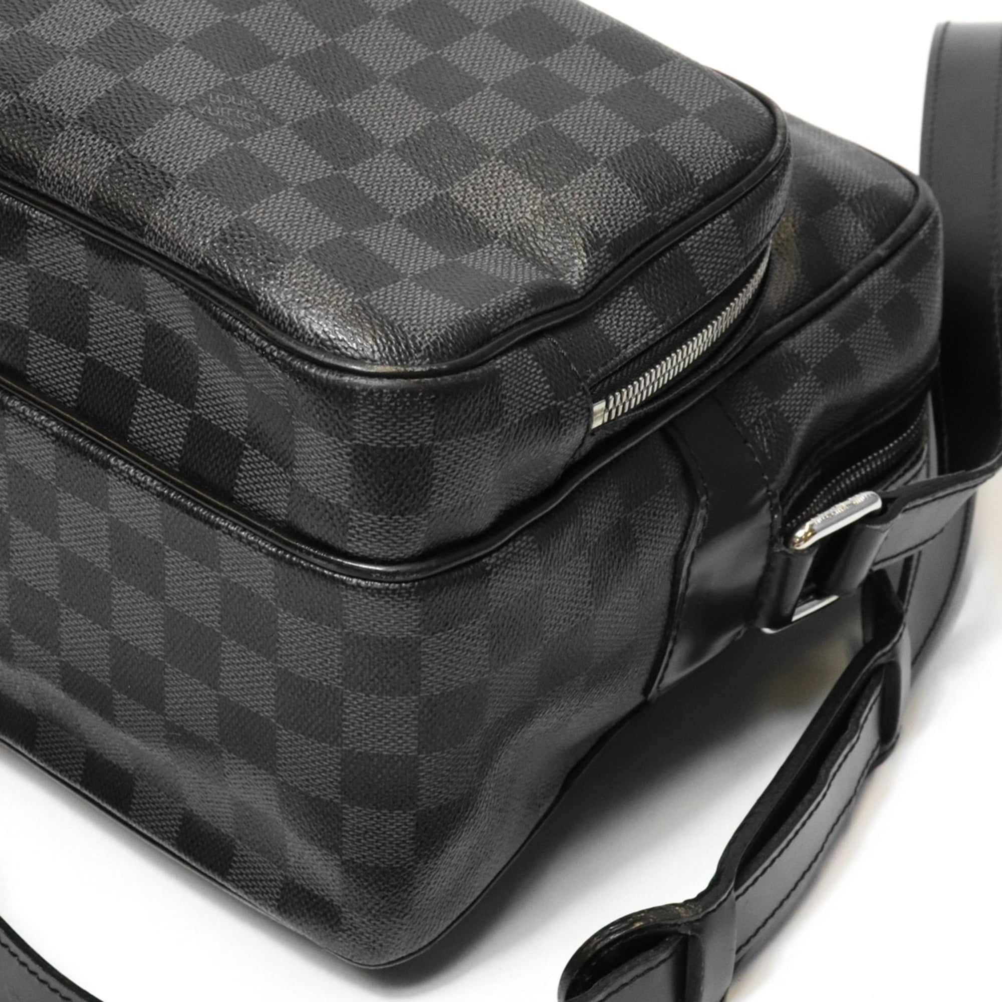 Louis Vuitton Black Damier Graphite Shoulder Bag (Pre-Owned)
