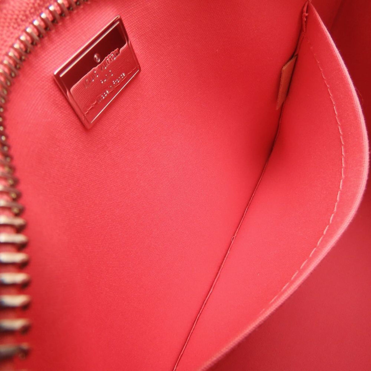 Louis Vuitton Pink Monogram Vernis Handbag (Pre-Owned)