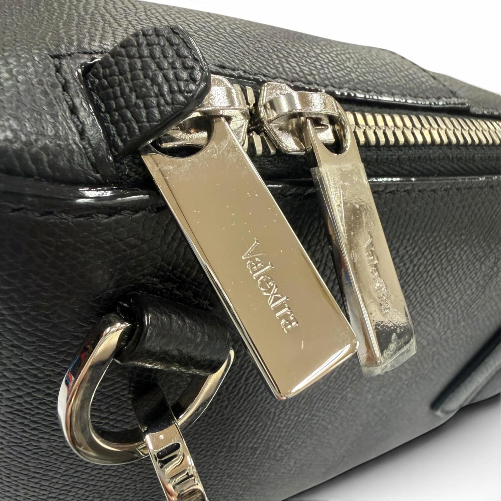 Valextra Black Leather Sling Bag (Pre-Owned)