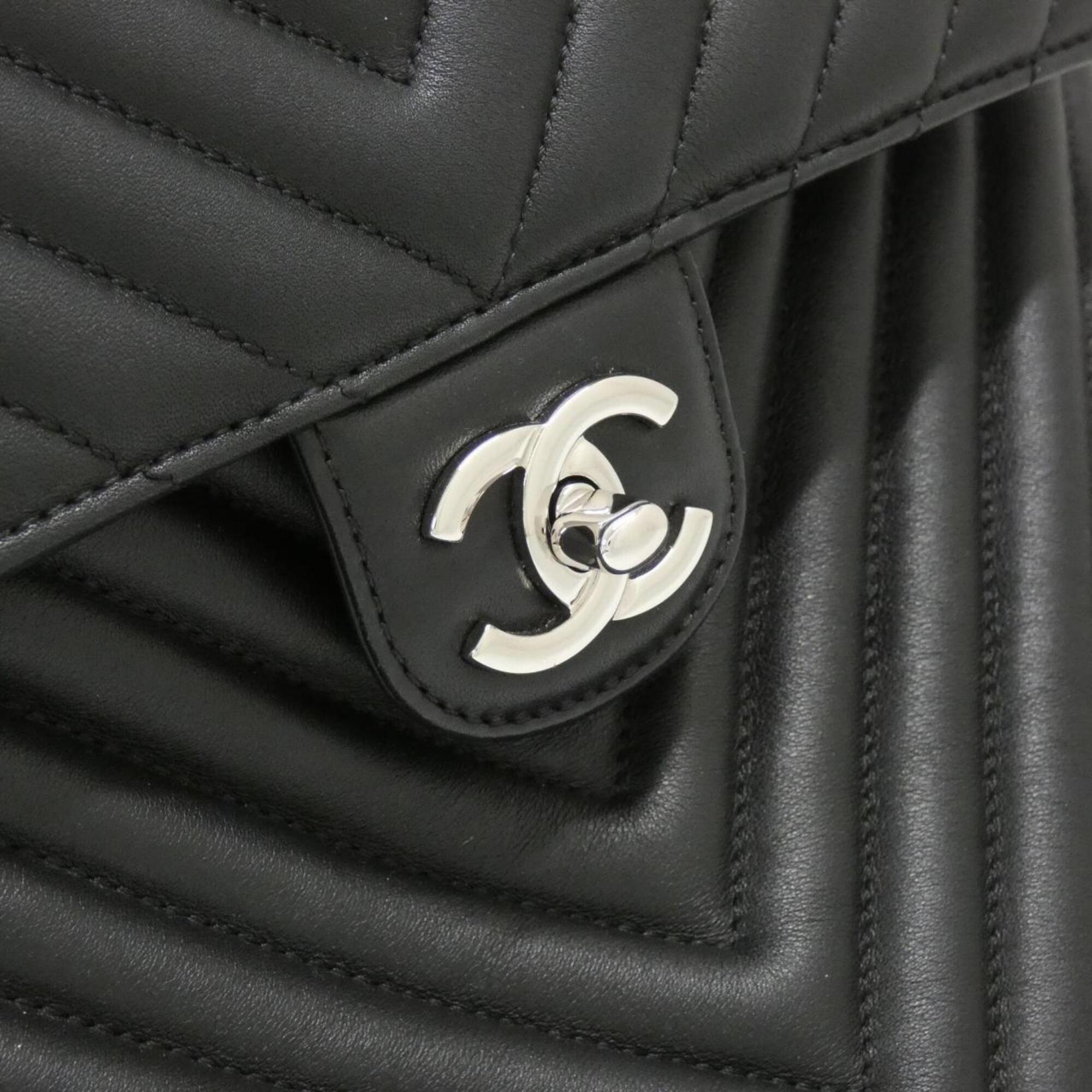 Chanel Black Leather Backpack (Pre-Owned)