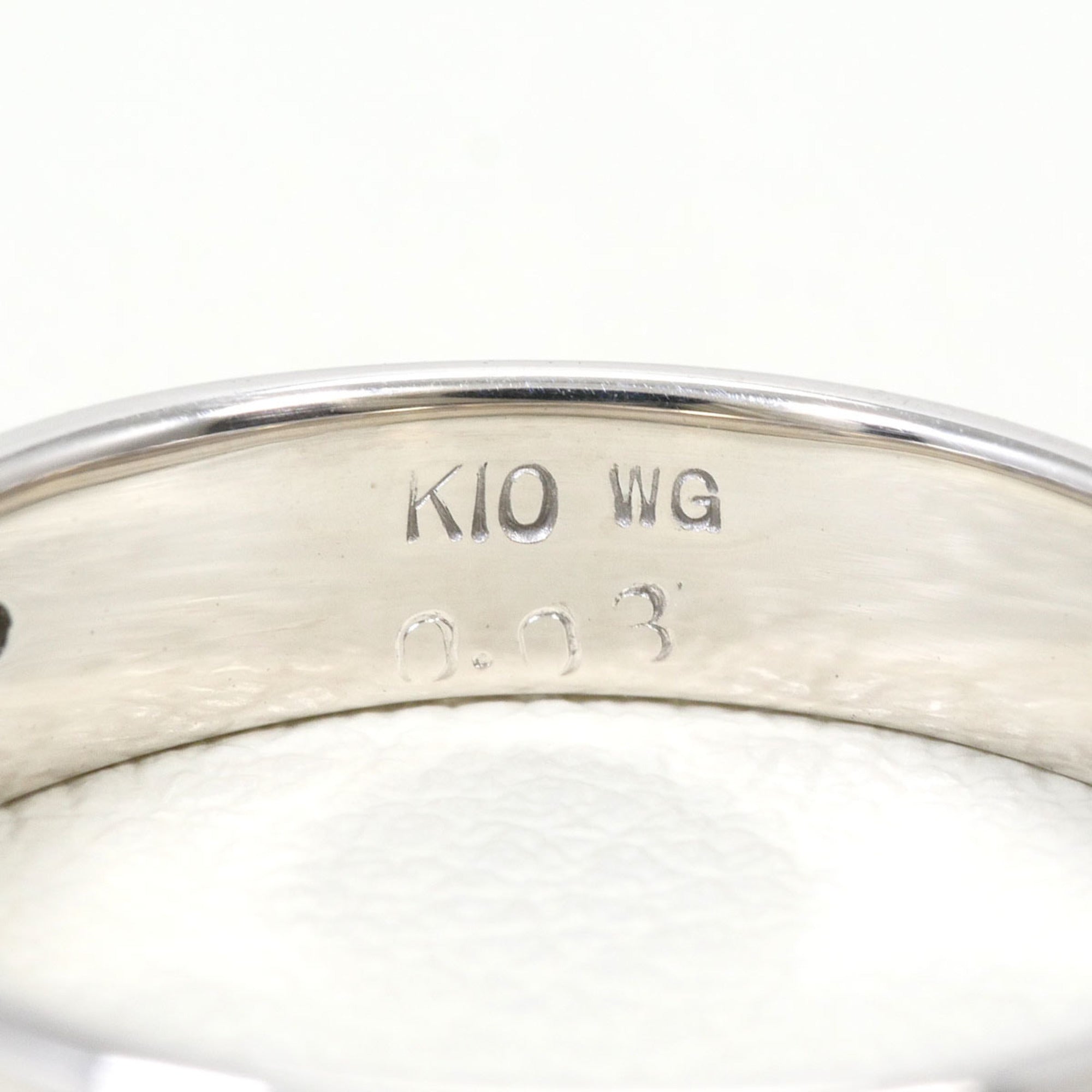 Unbranded White Gold White Gold (10K) Band Ring (Pre-Owned)