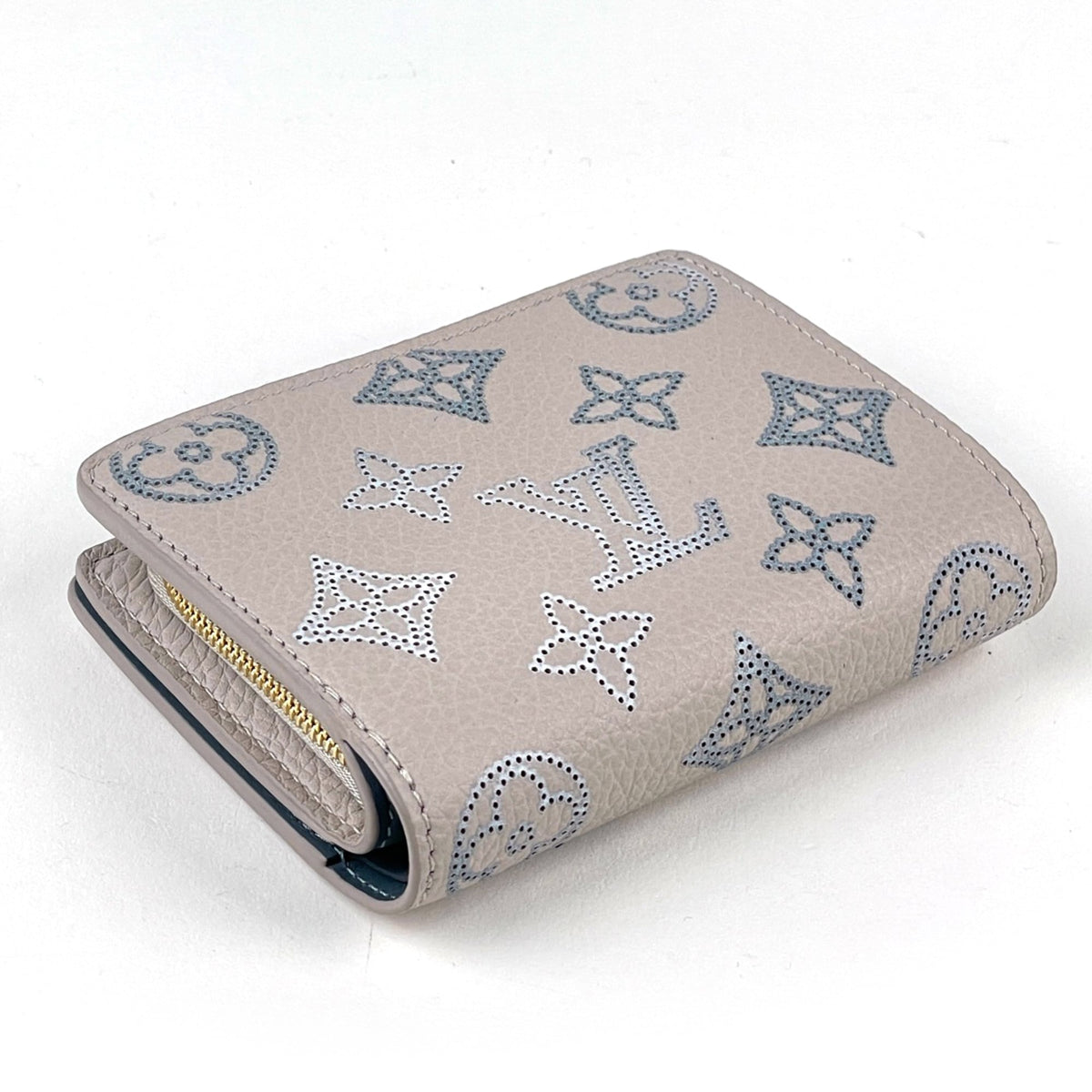 Louis Vuitton Mahina Mahina Leather Wallet (Bi-Fold) (Pre-Owned)