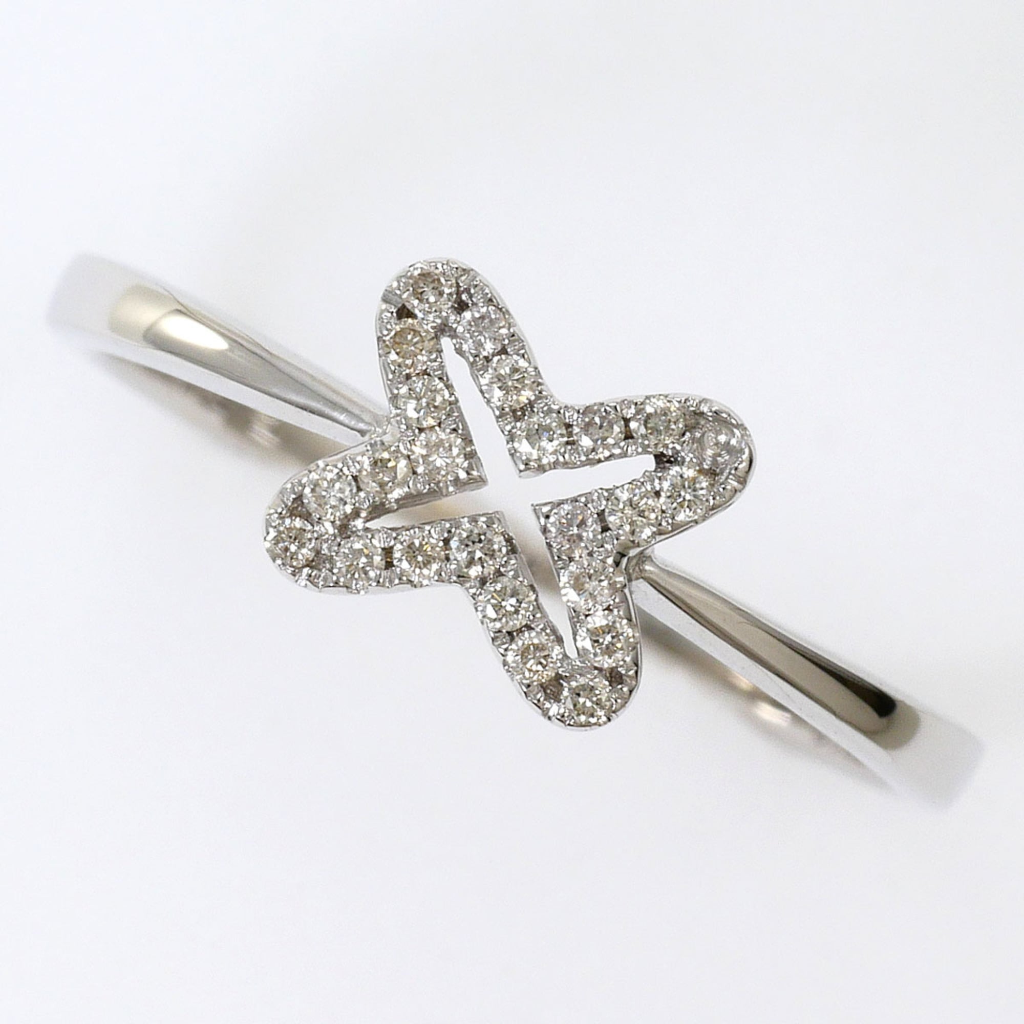 Unbranded White Gold White Gold (18K) Band Ring (Pre-Owned)