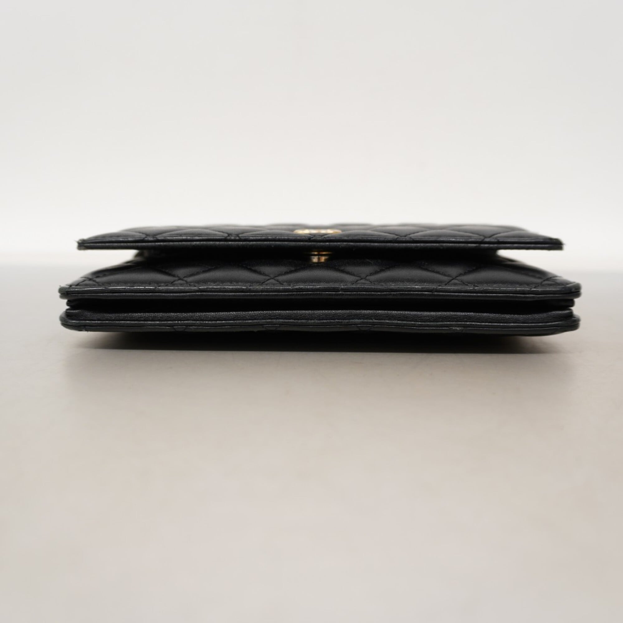 Chanel Black Leather Chain/Shoulder Wallet (Pre-Owned)