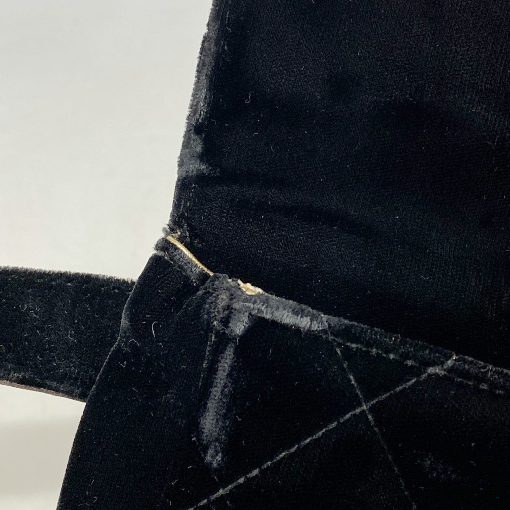 Chanel Black Fanny Pack (Pre-Owned)