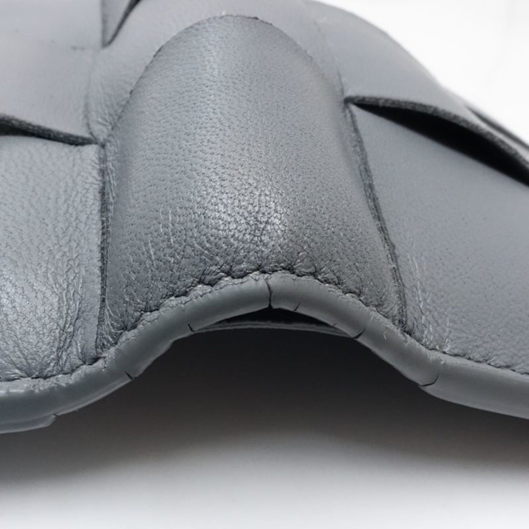 Bottega Veneta Gray Leather Wallet (Bi-Fold) (Pre-Owned)