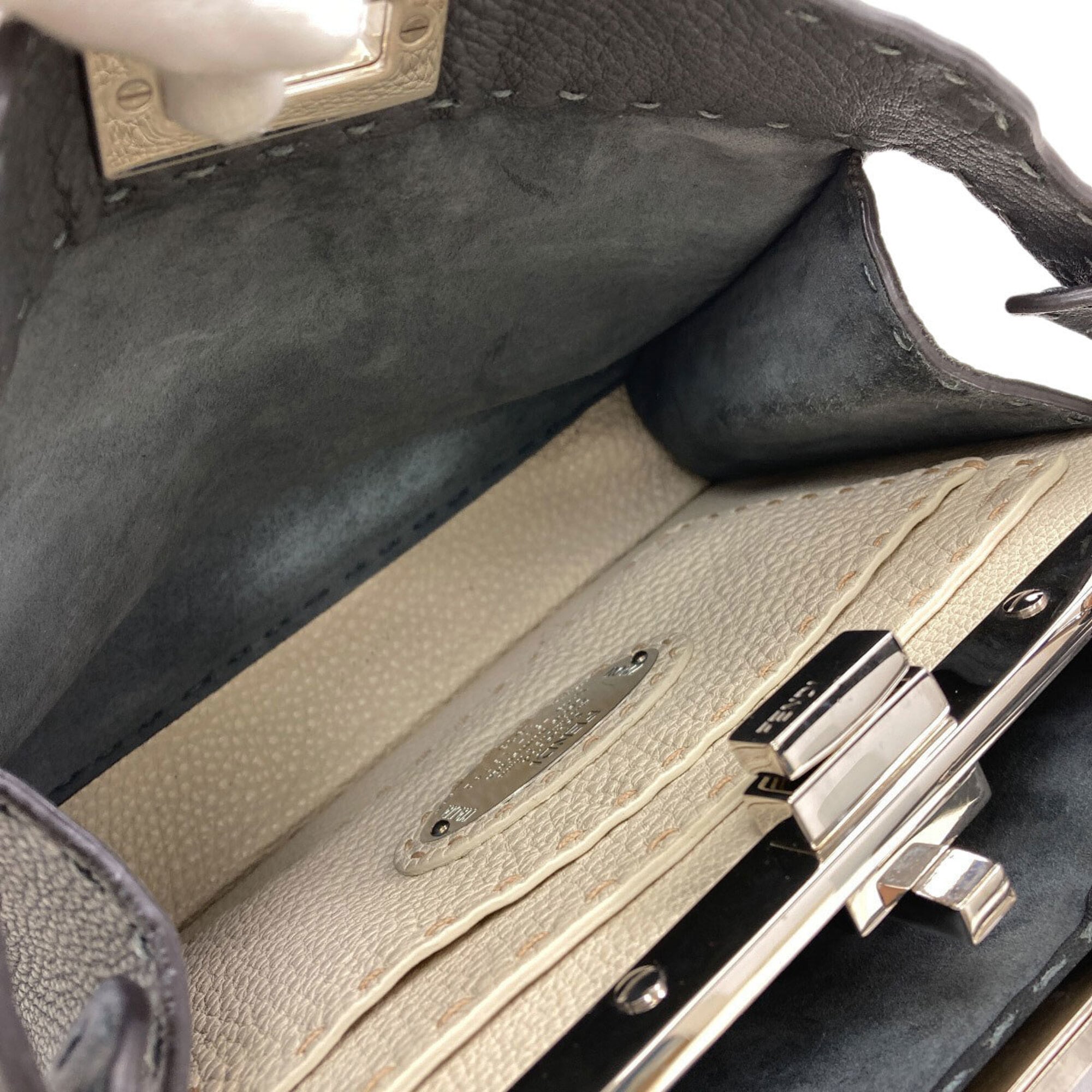 Fendi Selleria Gray Leather Handbag (Pre-Owned)