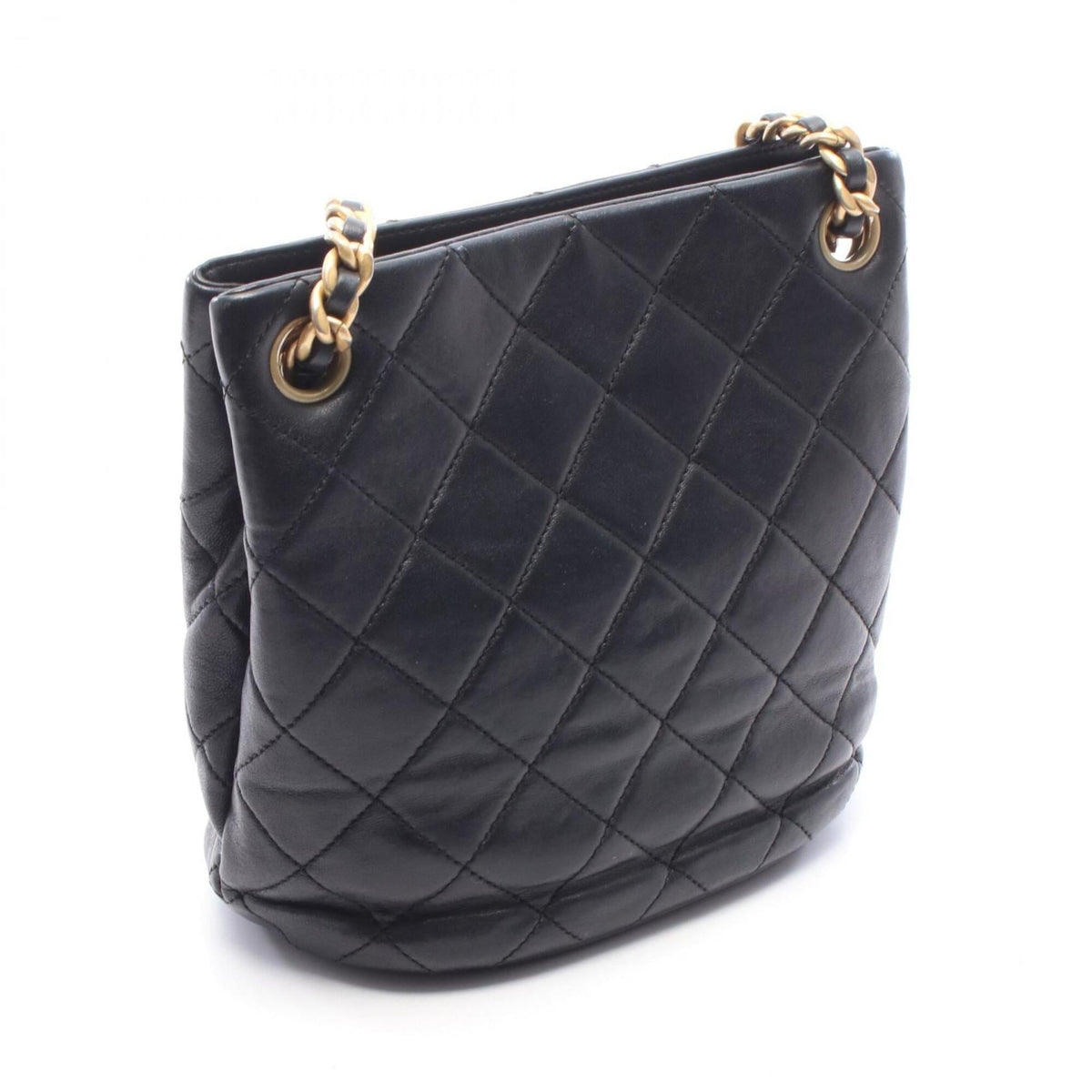 Chanel Black Leather Shoulder Bag (Pre-Owned)