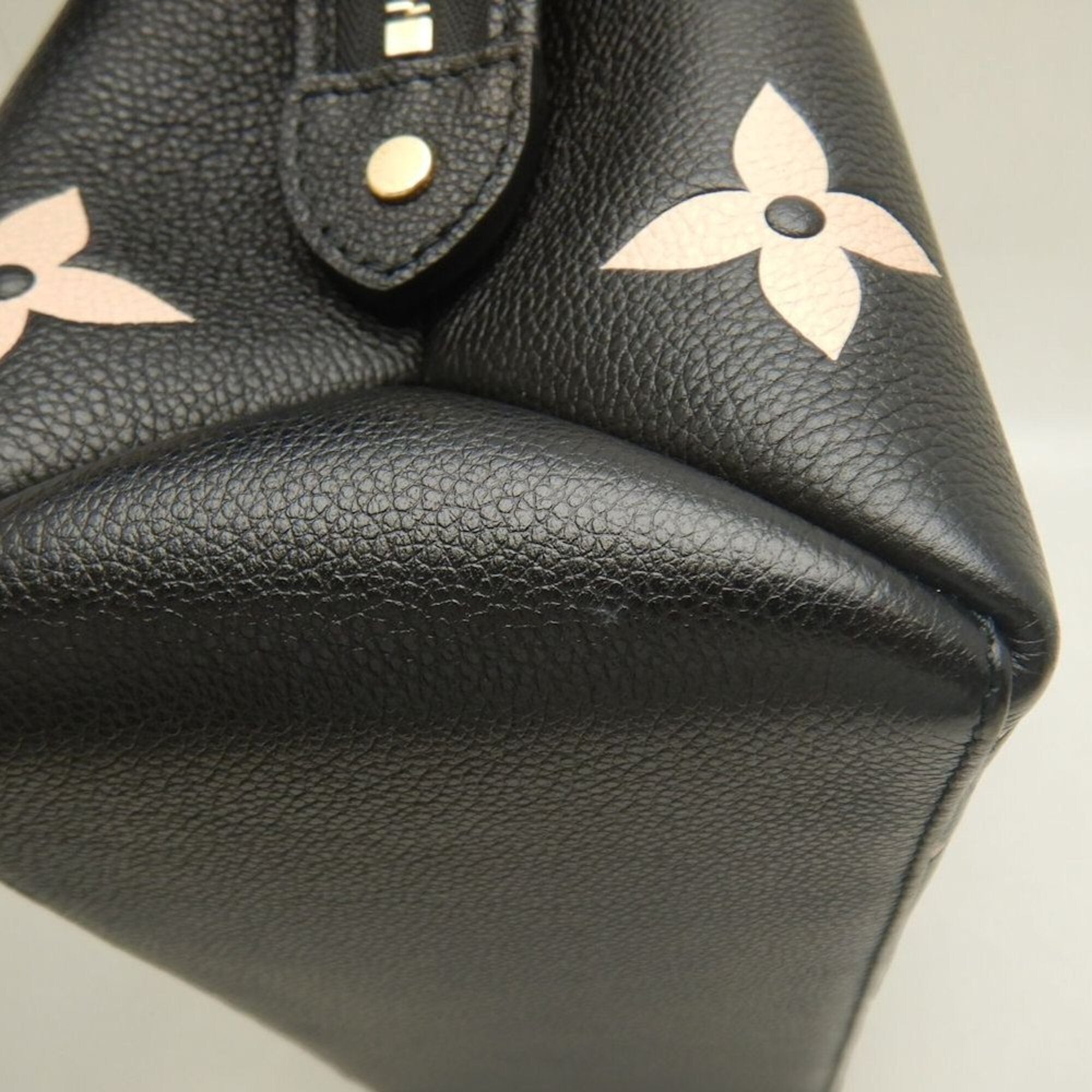 Louis Vuitton Monogram Empreinte Noir Monogram Empreinte Handbag (Pre-Owned)