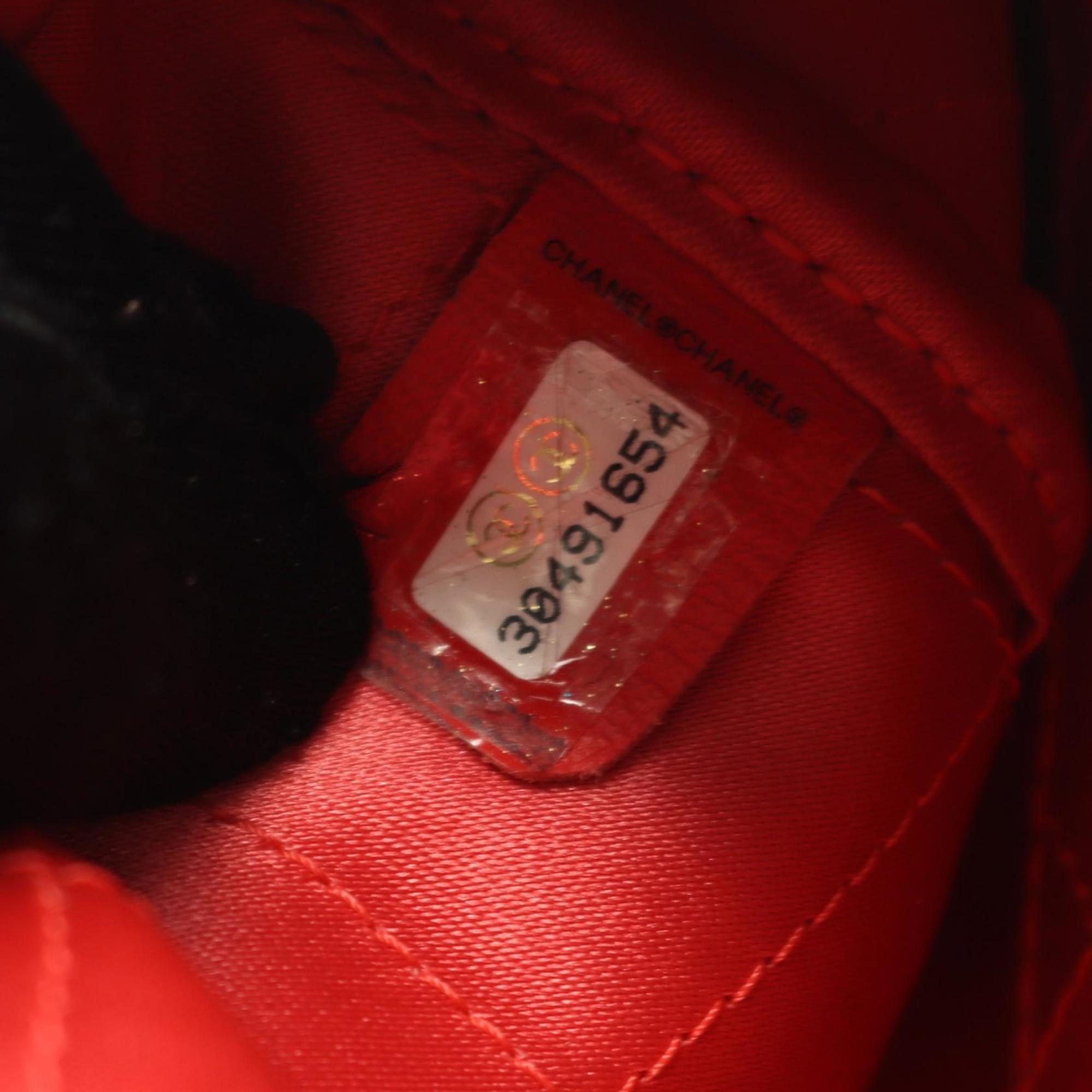 Chanel Pink Leather Shoulder Bag (Pre-Owned)