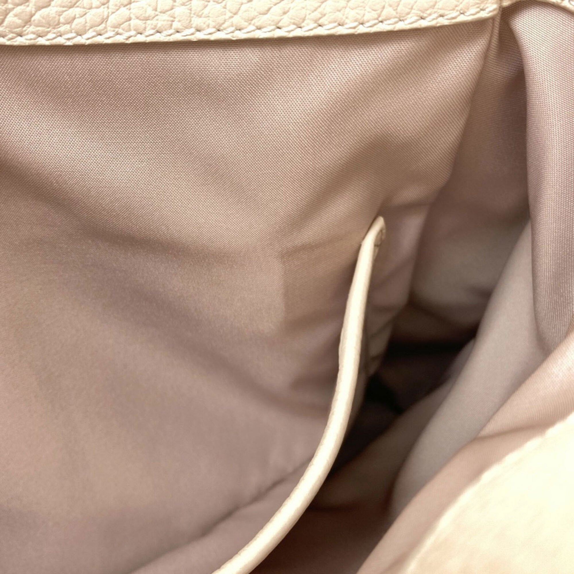 Tod's Cream Leather Tote Bag (Pre-Owned)