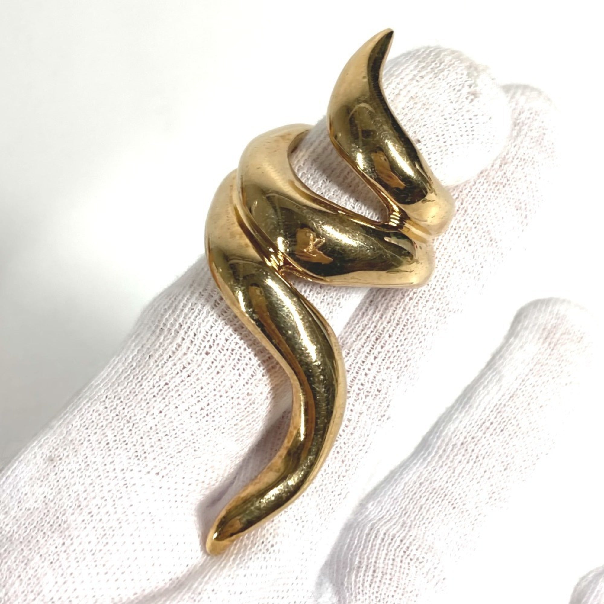 Louis Vuitton Gold Metal Band Ring (Pre-Owned)