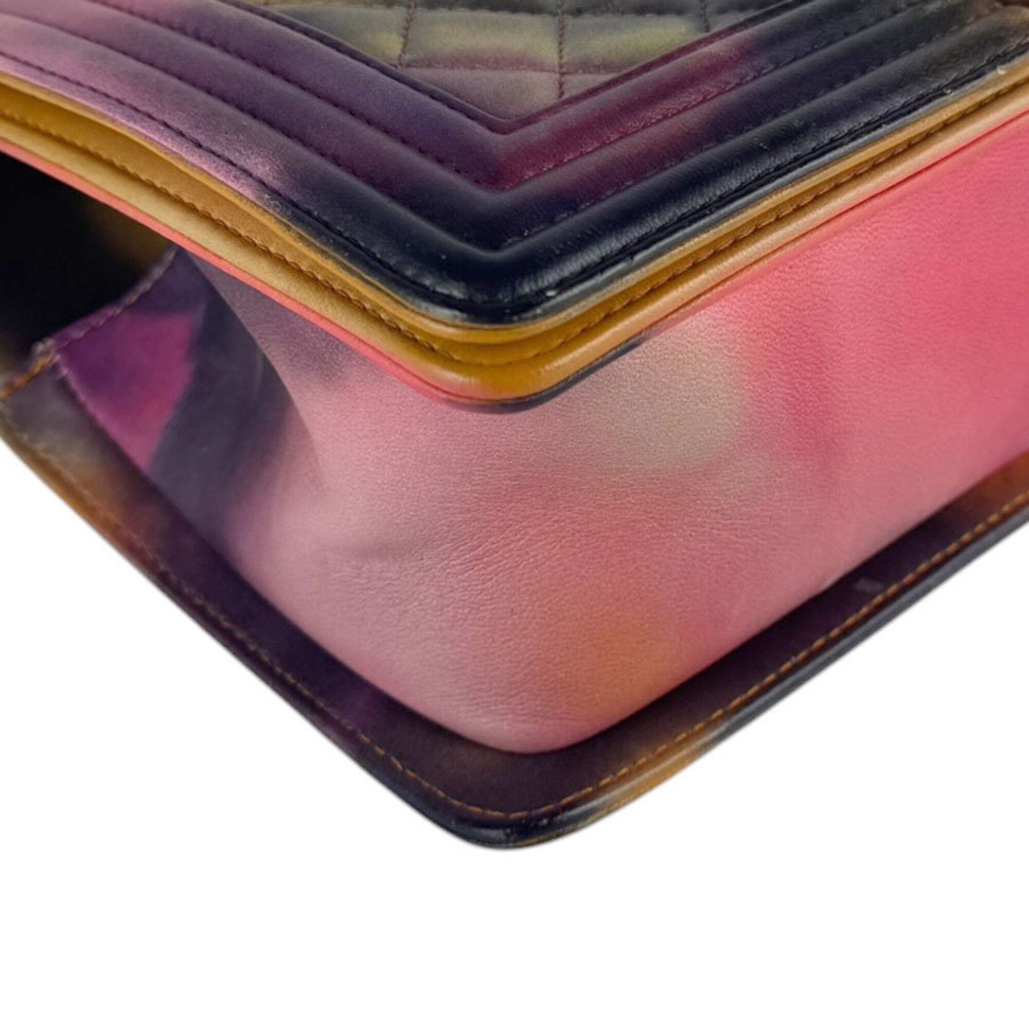 Chanel Multi-Color Leather Shoulder Bag (Pre-Owned)
