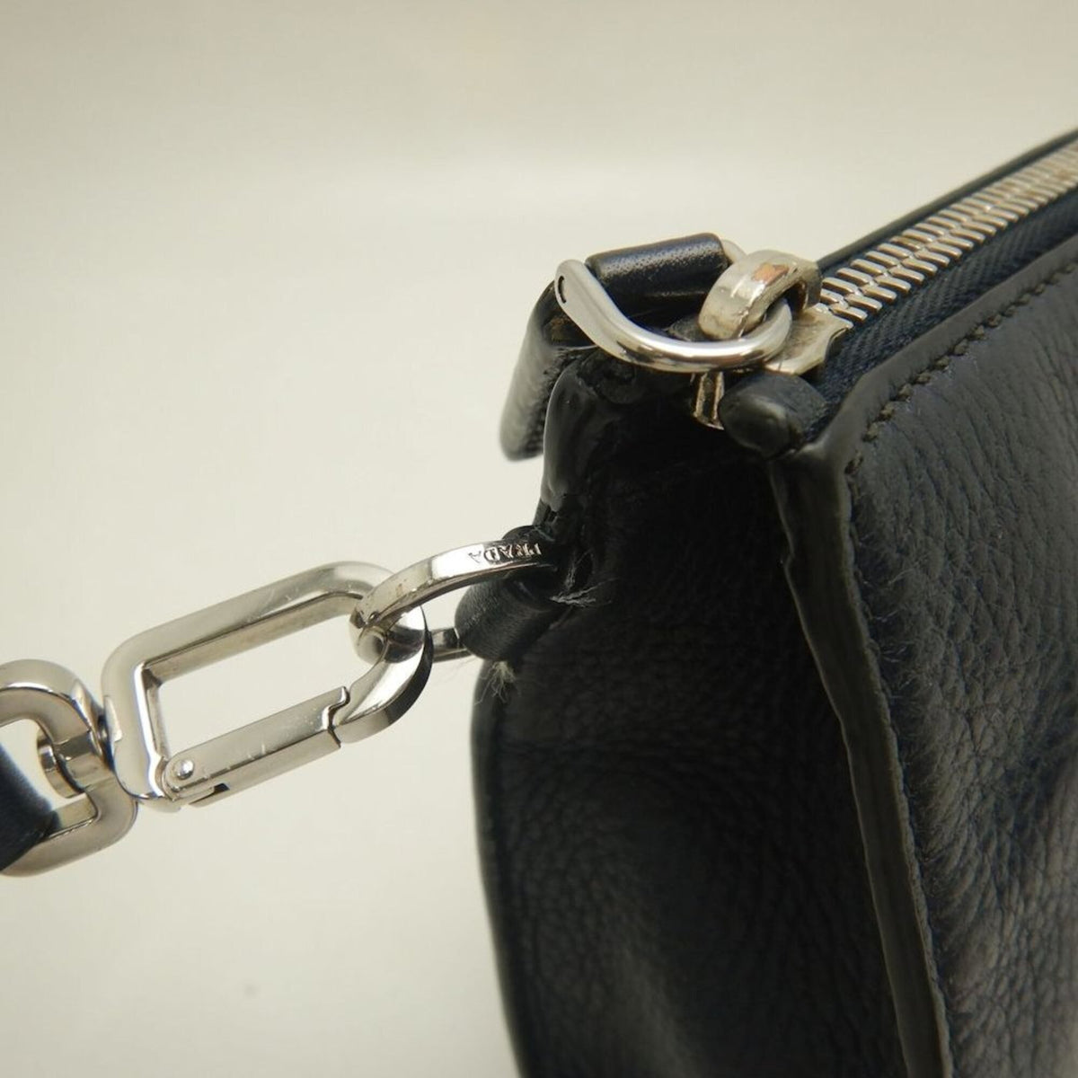 Prada Silver Leather Clutch Bag (Pre-Owned)