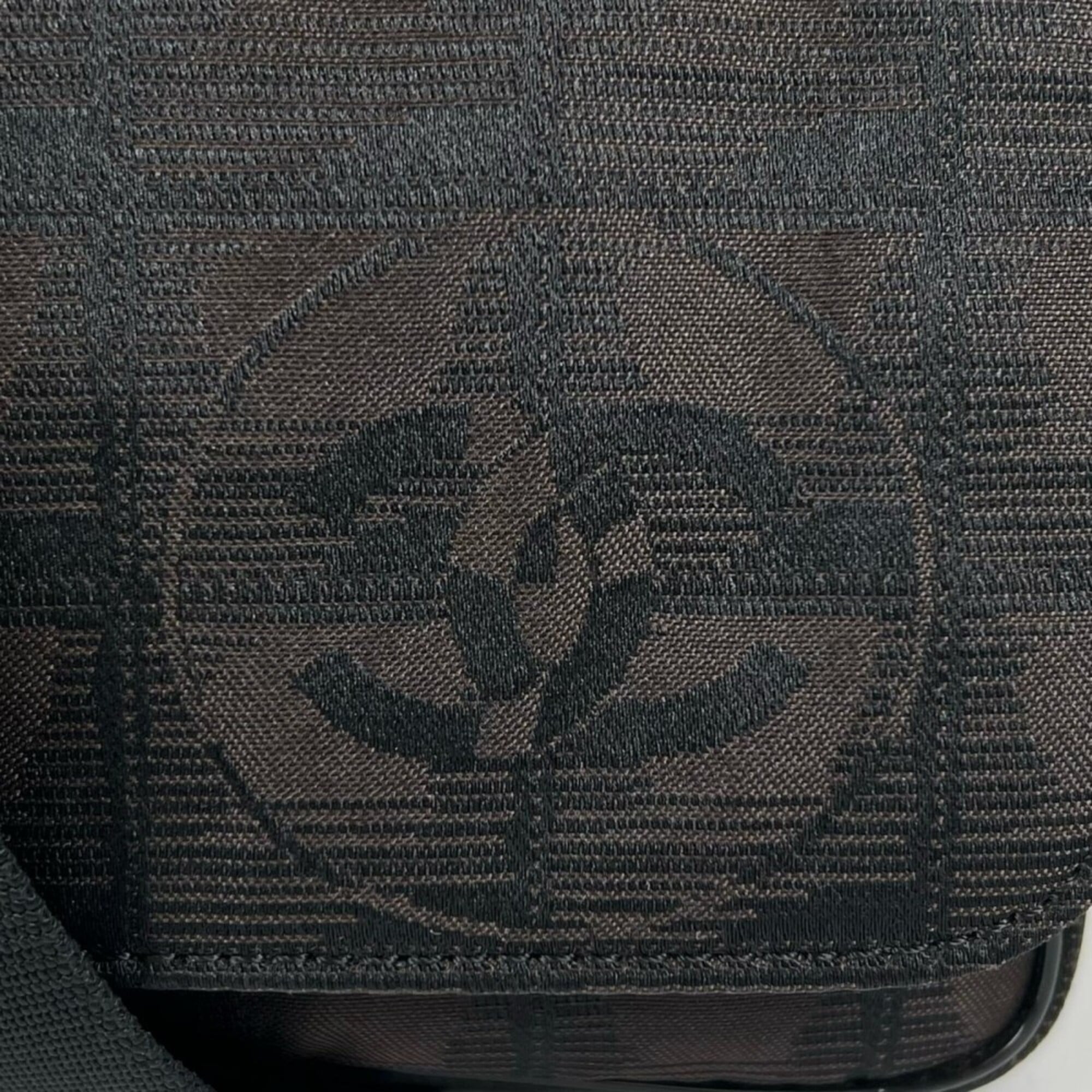 Chanel New Travel Line Black Nylon Shoulder Bag (Pre-Owned)