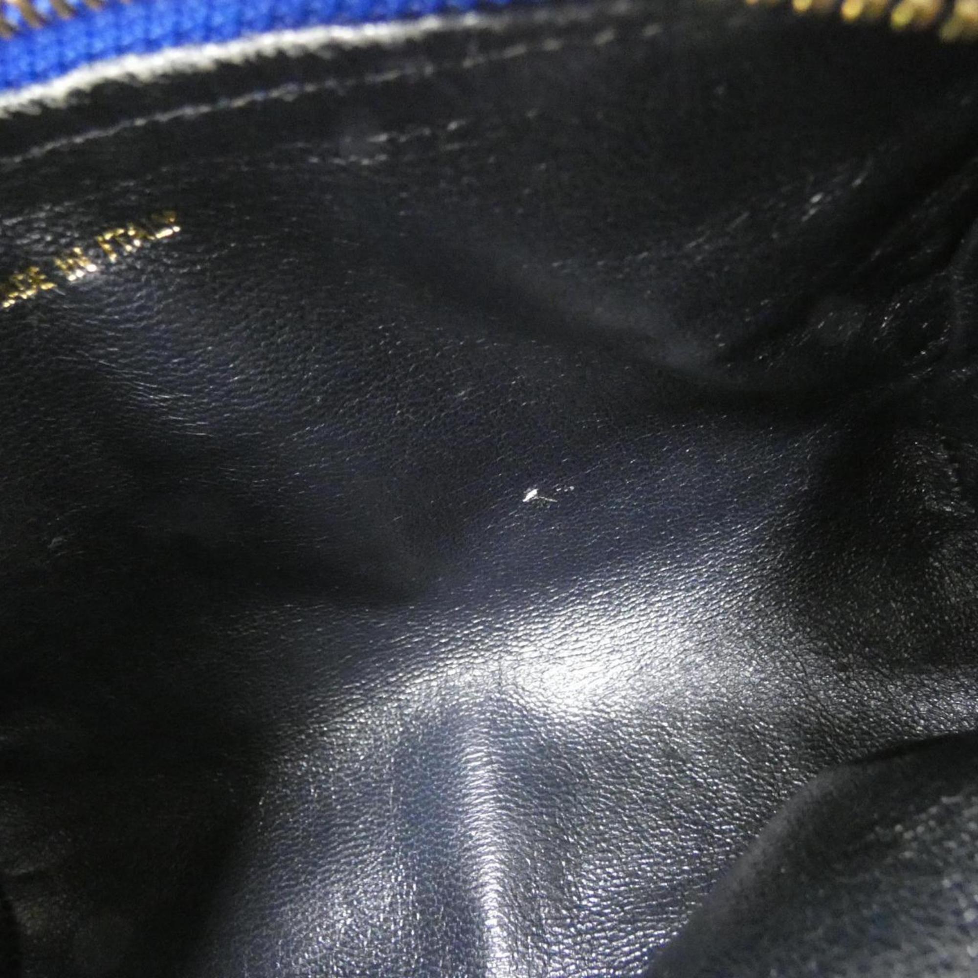 Chanel Blue Leather Shoulder Bag (Pre-Owned)