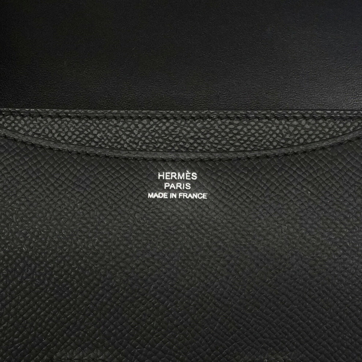 Hermes Black Leather Shoulder Bag (Pre-Owned)