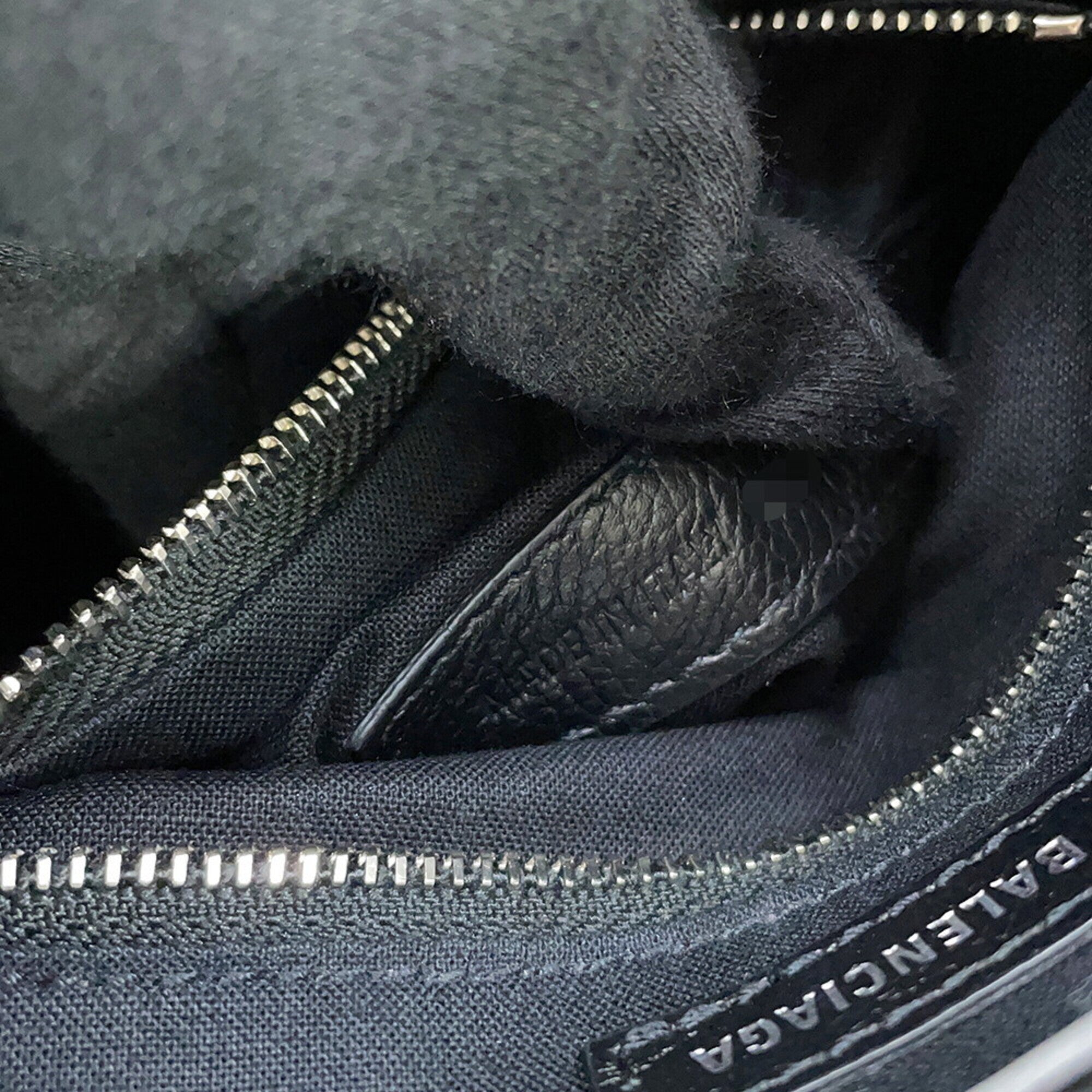Balenciaga Gray Leather Handbag (Pre-Owned)