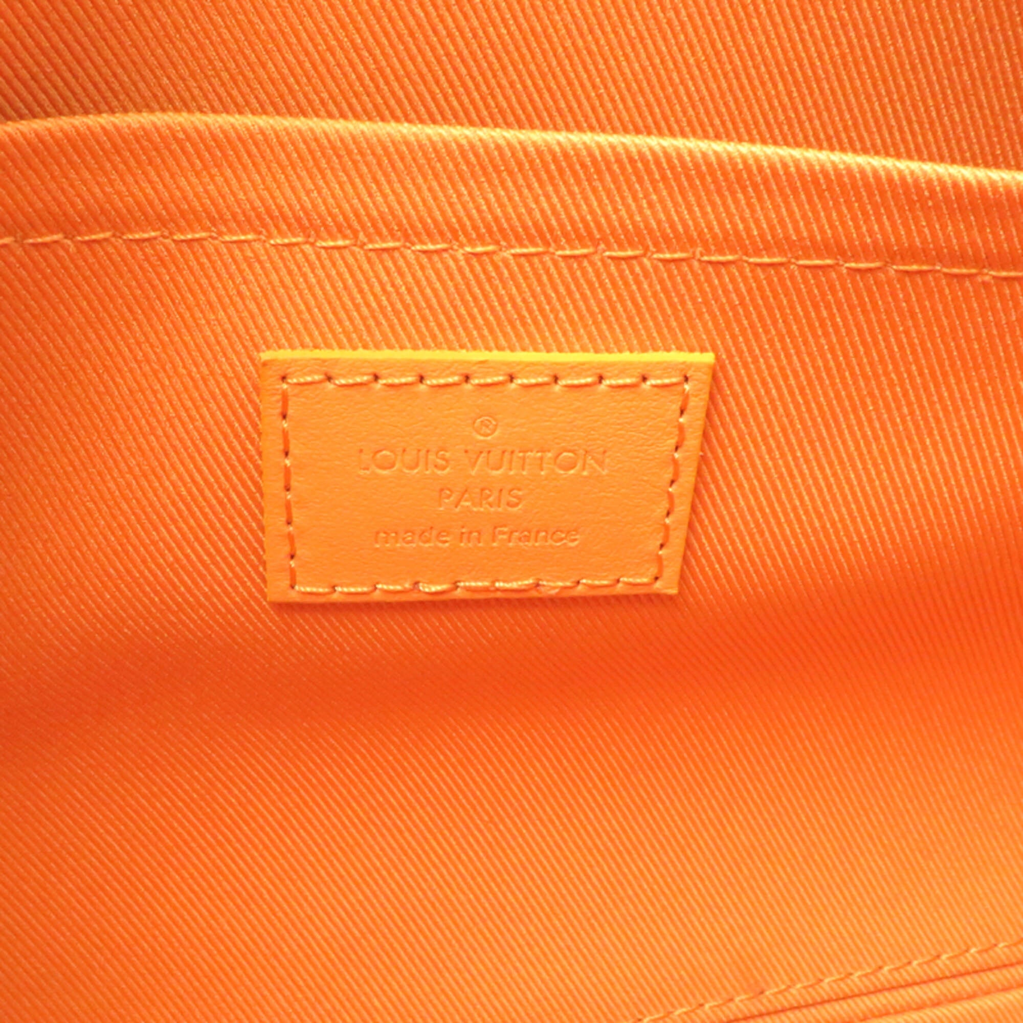 Louis Vuitton Yellow Shoulder Bag (Pre-Owned)
