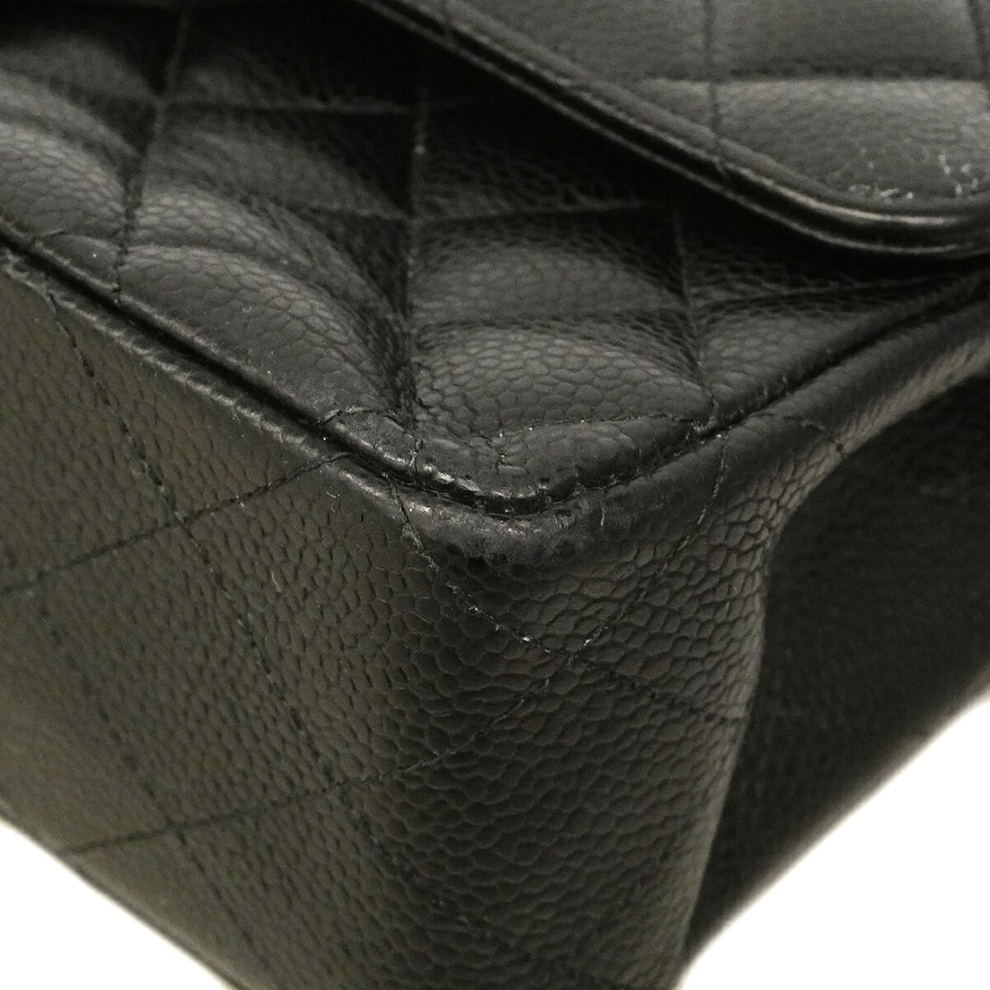 Chanel Black Grained Calfskin Shoulder Bag (Pre-Owned)