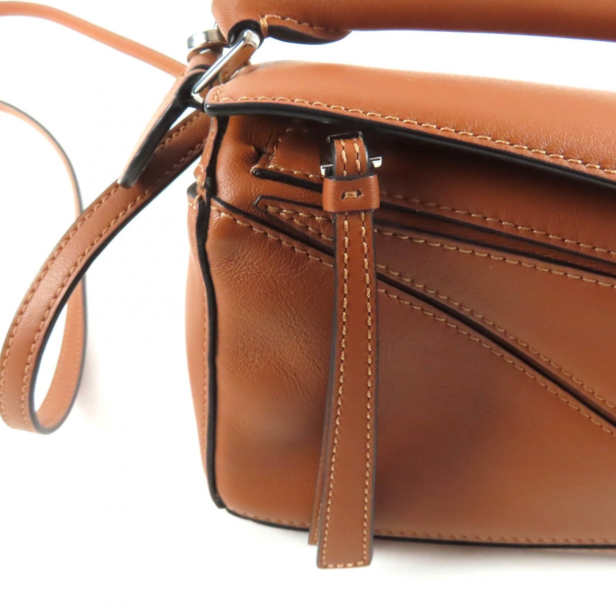 Loewe Camel Leather Handbag Shoulder Bag (Pre-Owned)