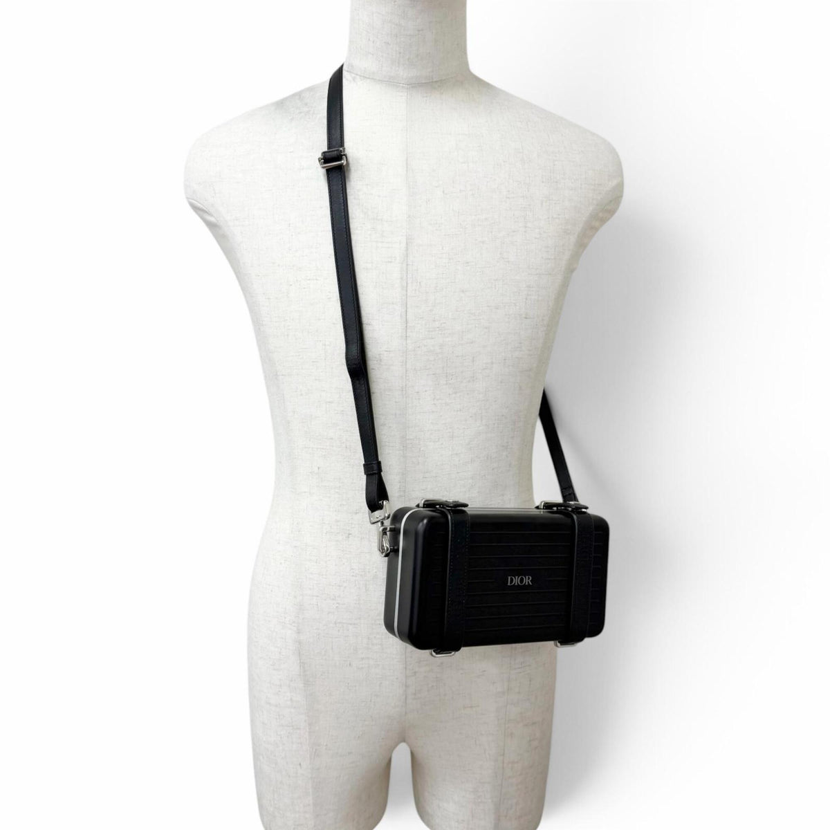 Rimowa Black Aluminum Leather Shoulder Bag (Pre-Owned)