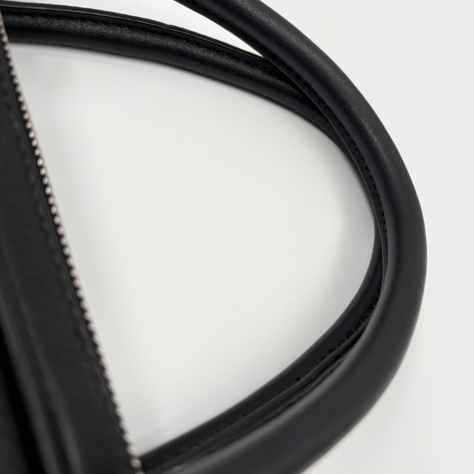 Prada Black Handbag Shoulder Bag (Pre-Owned)