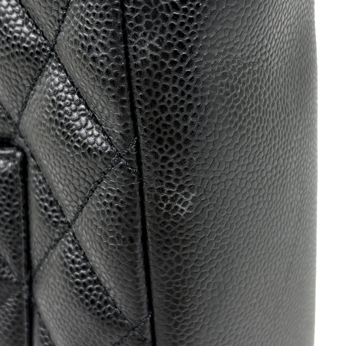 Chanel Matelasse Black Grained Calfskin Tote Bag (Pre-Owned)