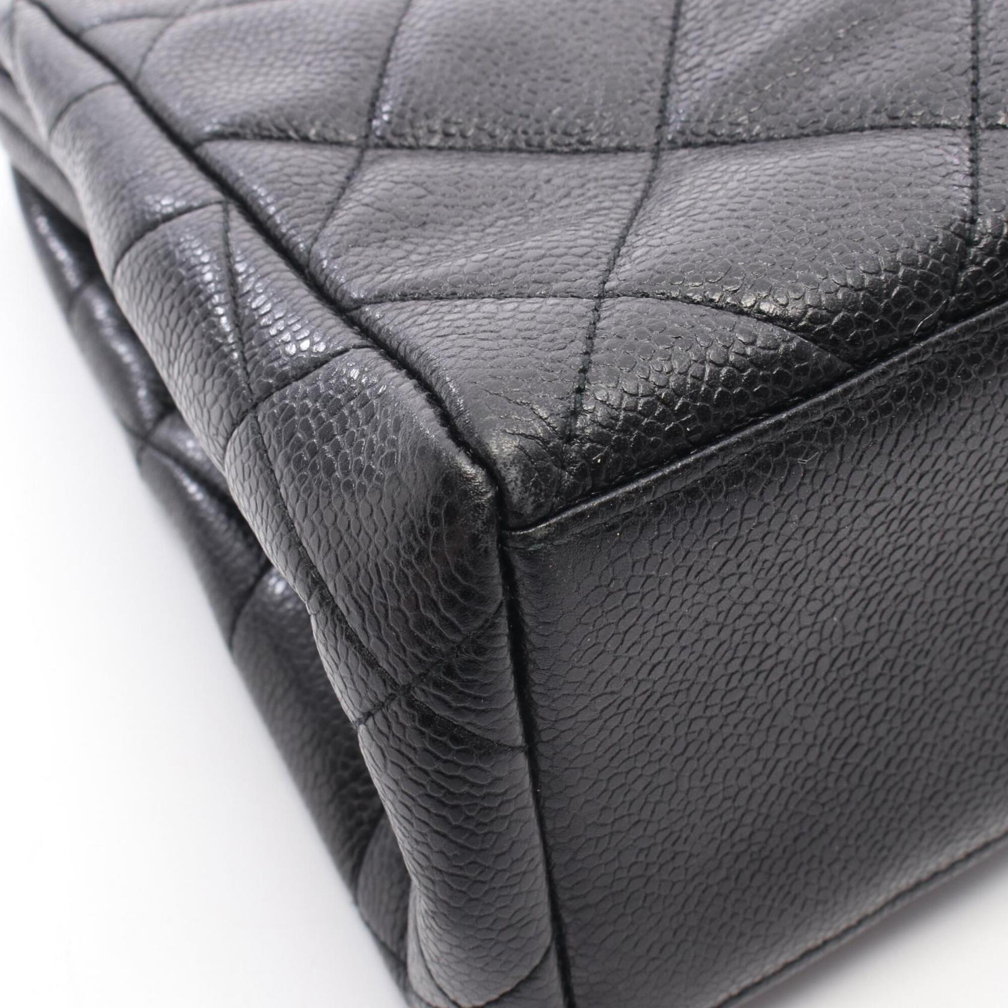 Chanel Black Grained Calfskin Handbag (Pre-Owned)