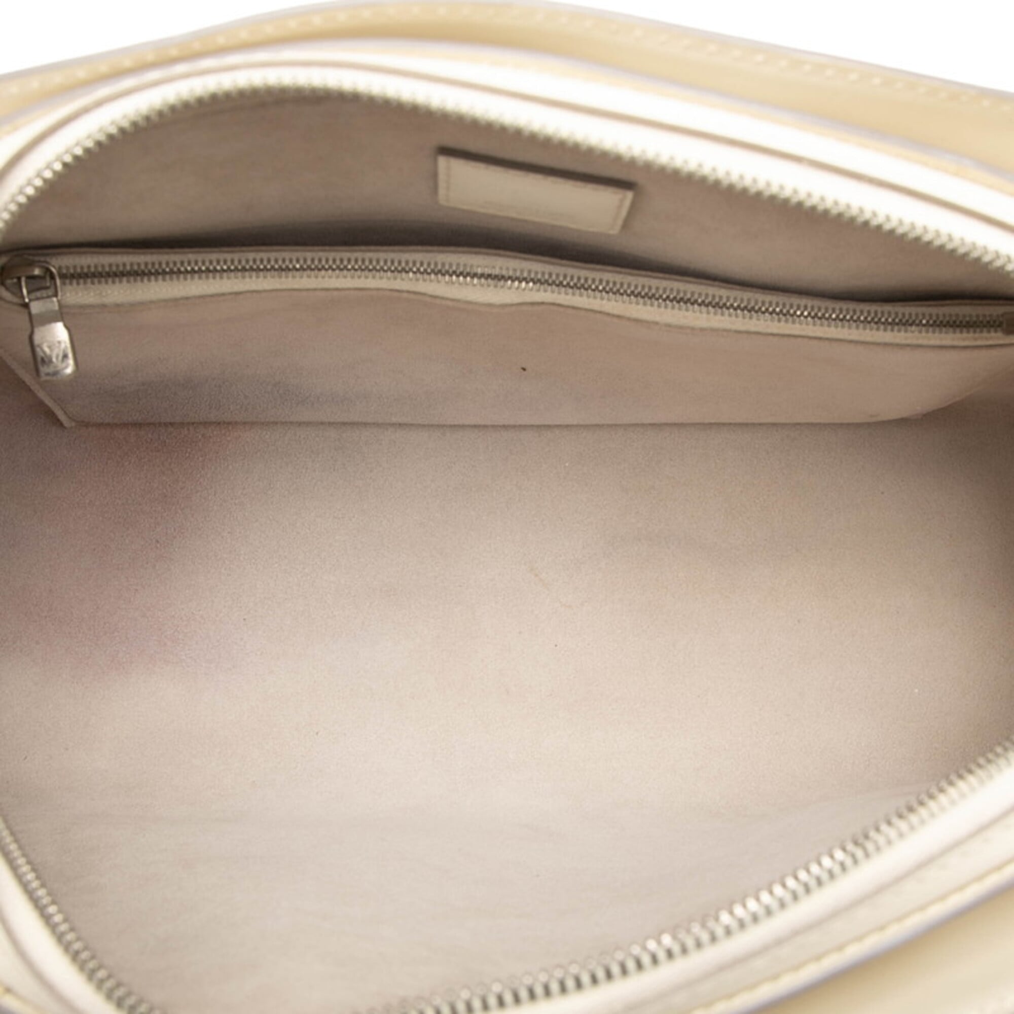 Louis Vuitton Lv Off White White Leather Handbag (Pre-Owned)