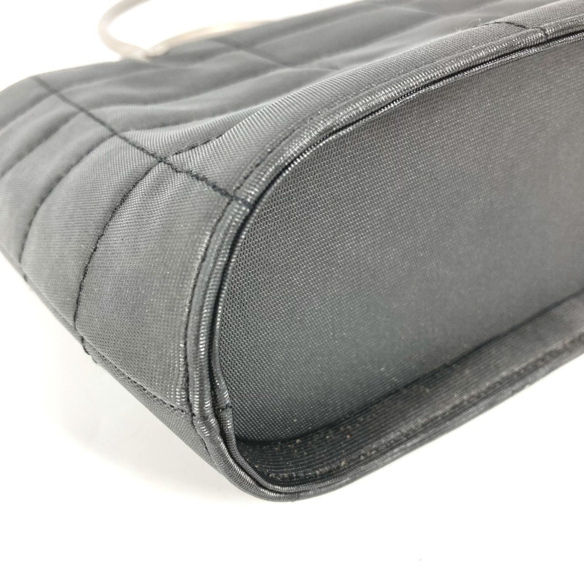 Chanel Chocolate Bar Gray Nylon Handbag Tote Bag (Pre-Owned)