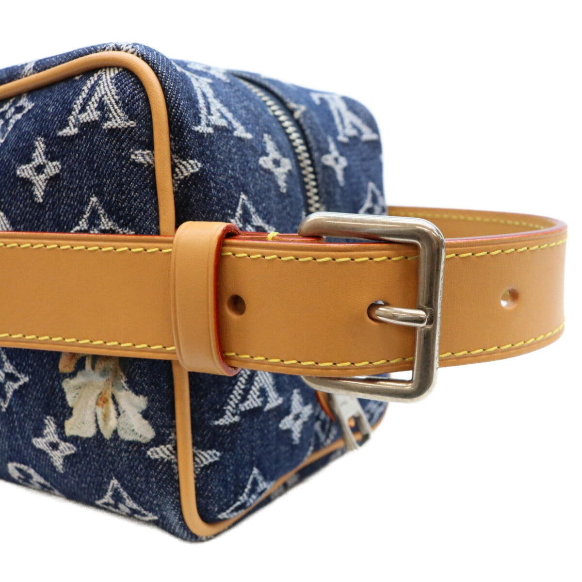Louis Vuitton Dark Blue Monogram Denim Handbag (Pre-Owned)