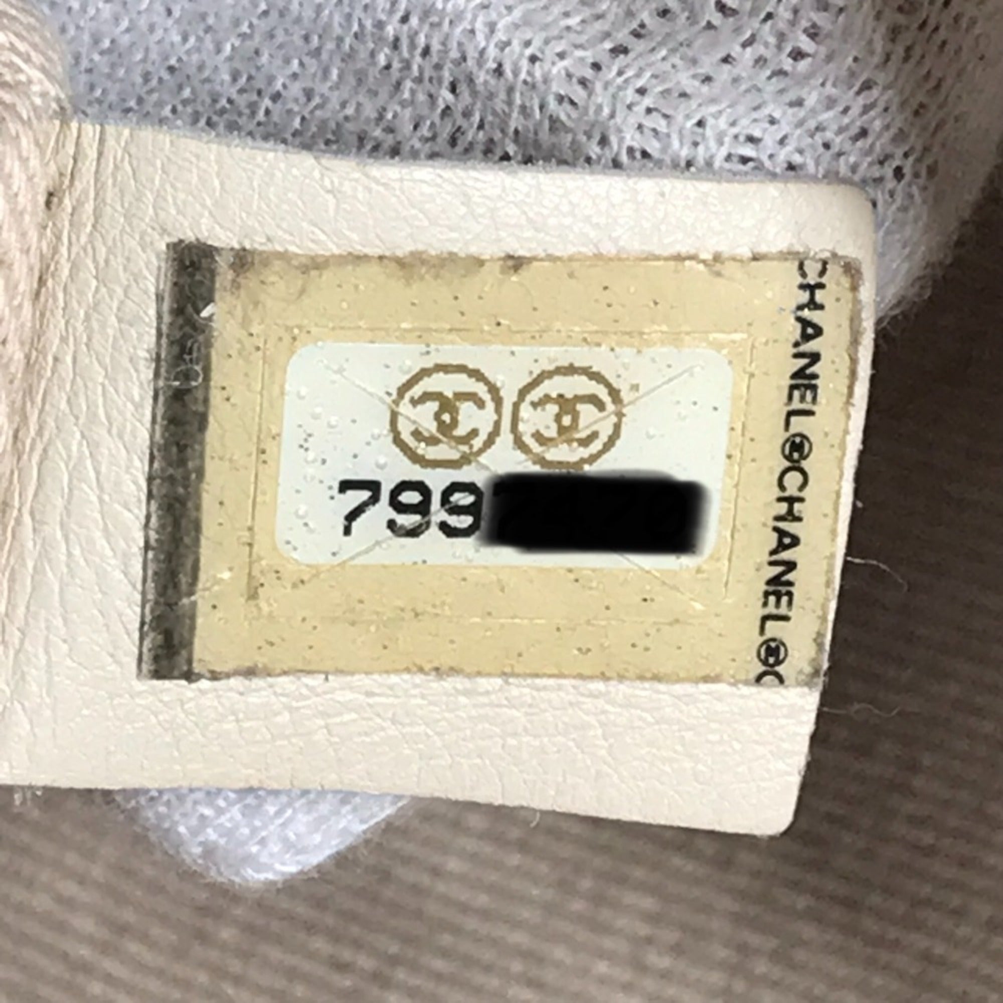 Chanel Beige White Leather Shoulder Bag Tote Bag (Pre-Owned)