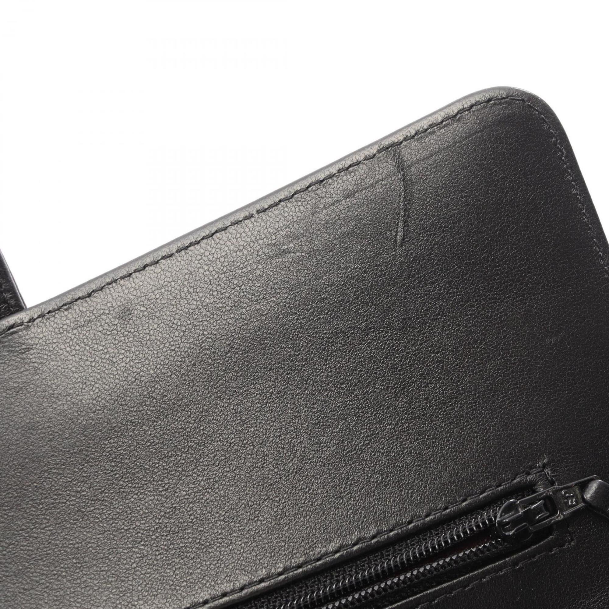 Chanel Black Leather Handbag Shoulder Bag (Pre-Owned)