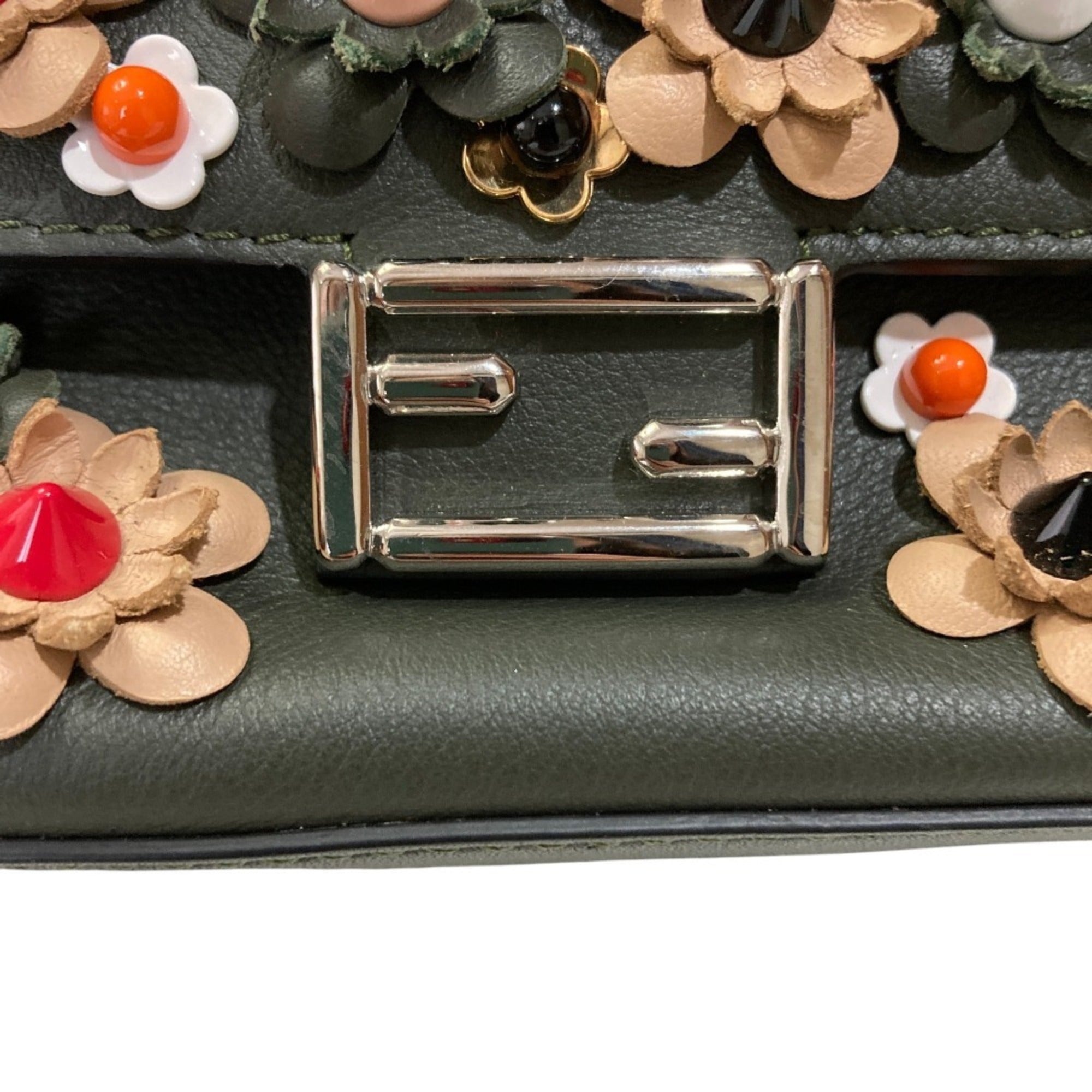 Fendi Khaki Shoulder Bag (Pre-Owned)