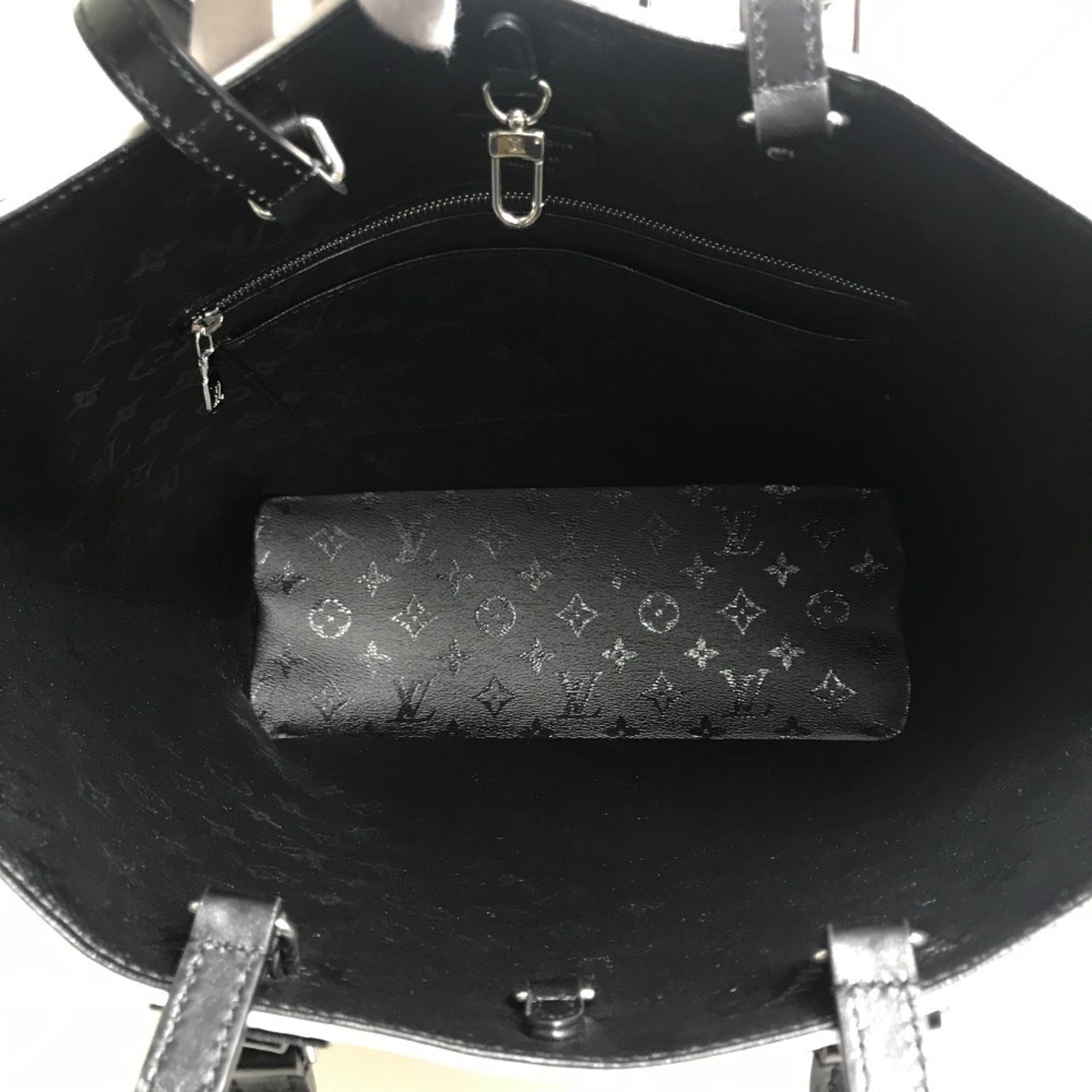 Louis Vuitton Black White Coated Canvas Handbag Tote Bag (Pre-Owned)